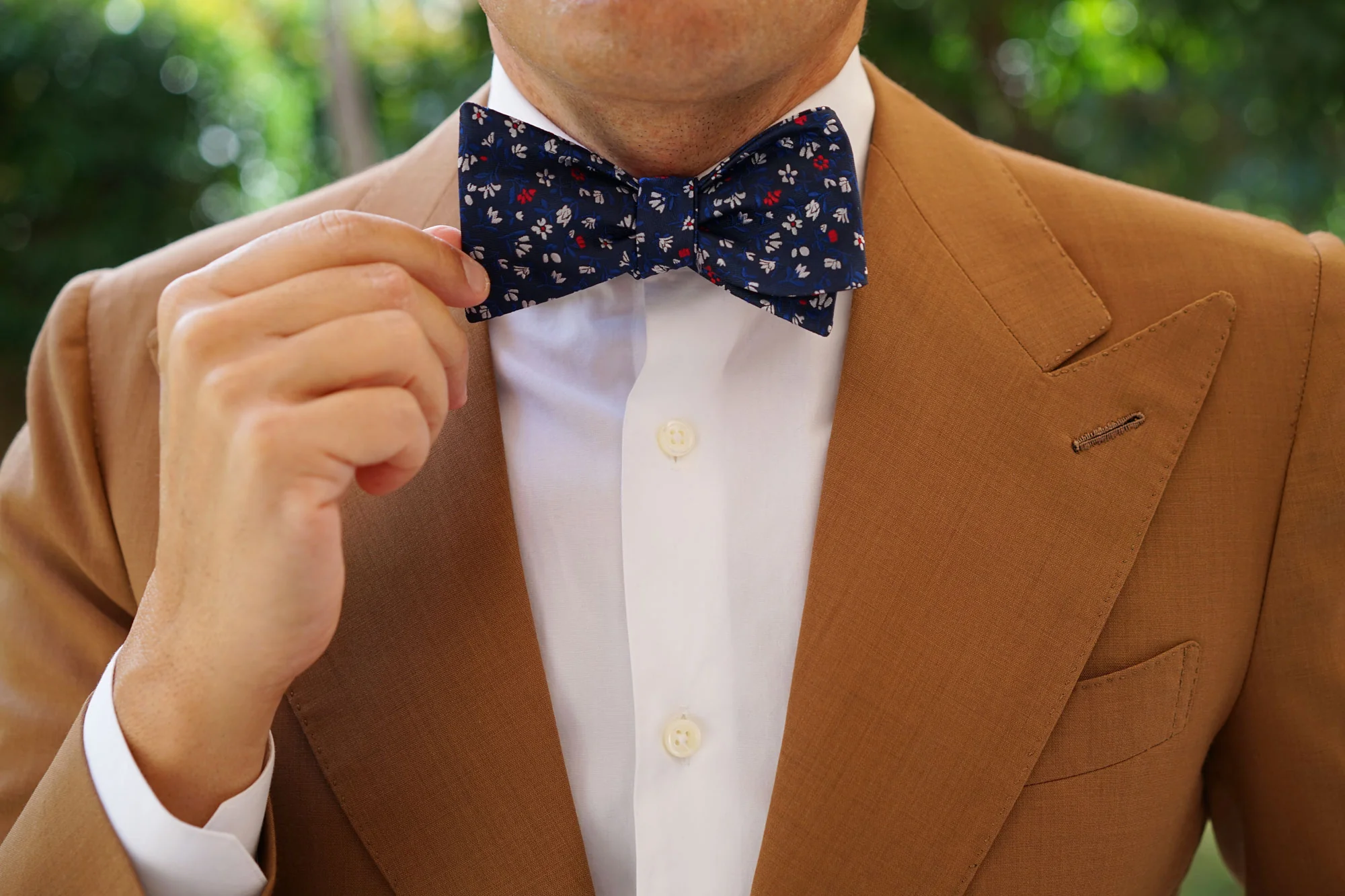 Jardin des Tuileries Navy Floral Self Bow Tie - Image 8