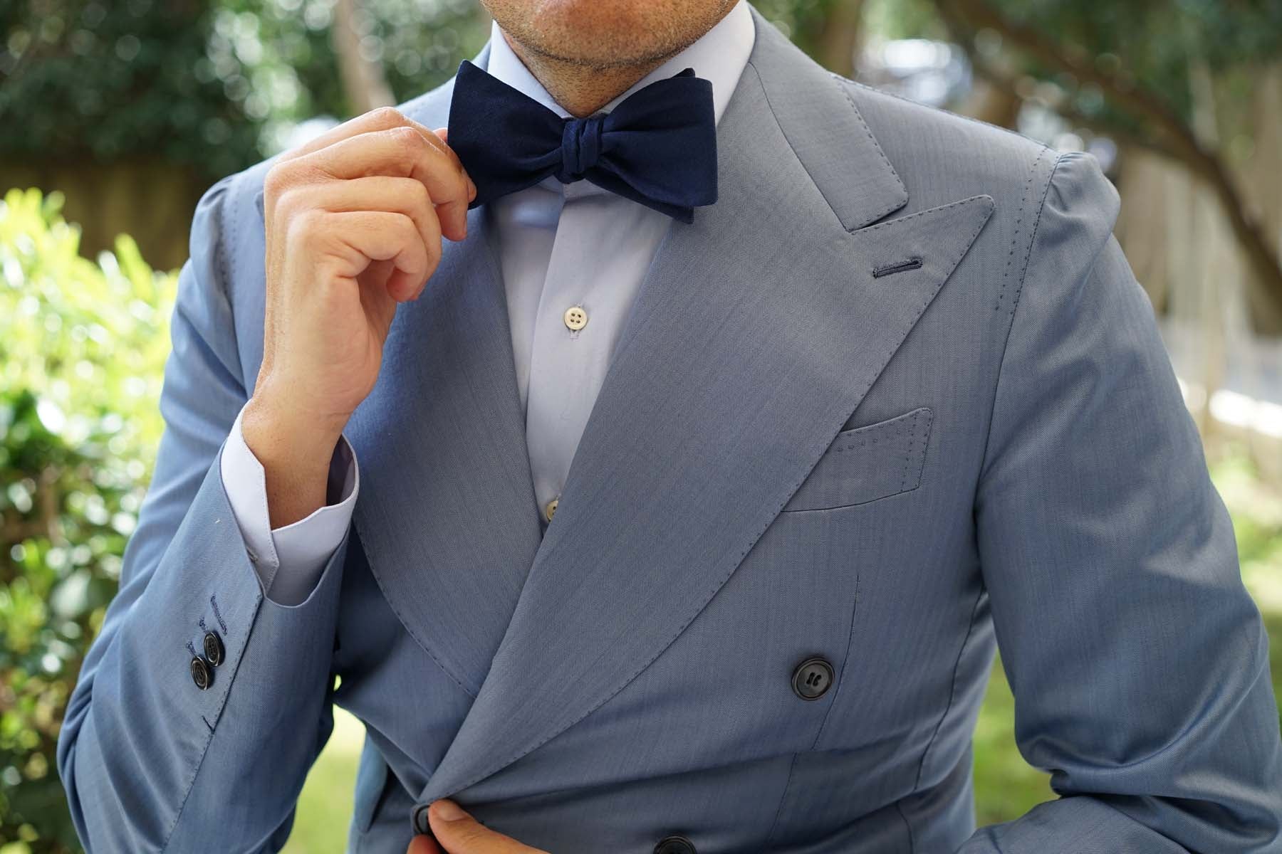 Jeune Fille Endormie Navy Linen Self Bow Tie - Image 6
