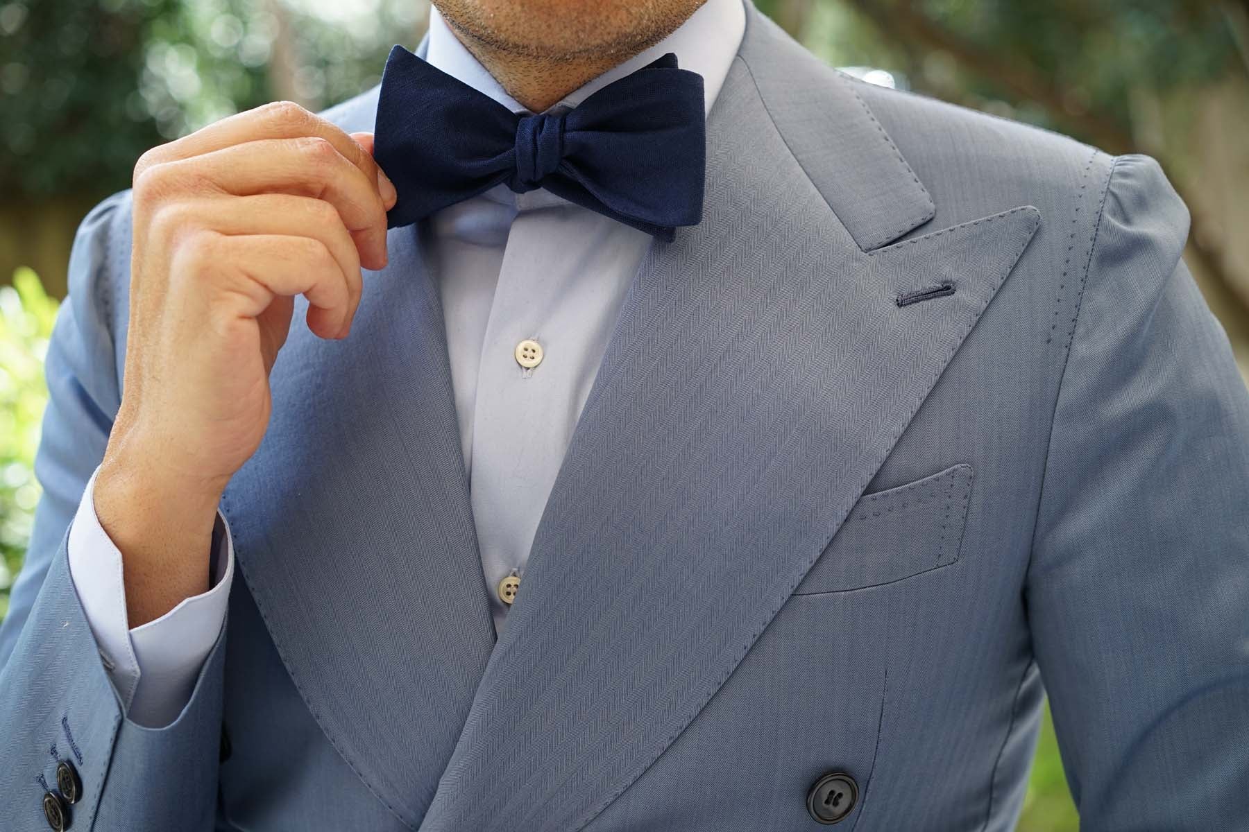 Jeune Fille Endormie Navy Linen Self Bow Tie - Image 7