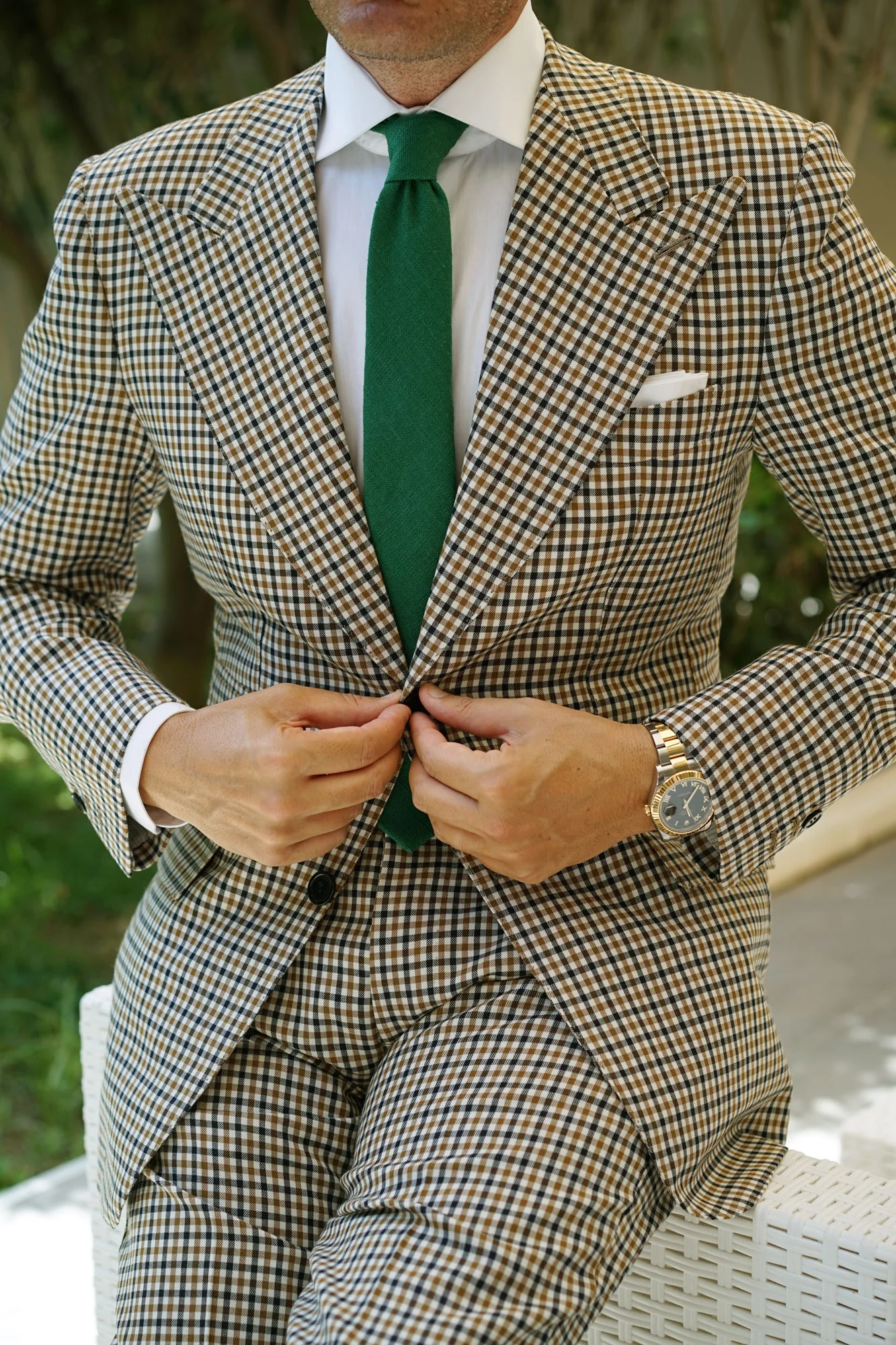 Juniper Dark Green Grain Linen Skinny Tie - Image 9