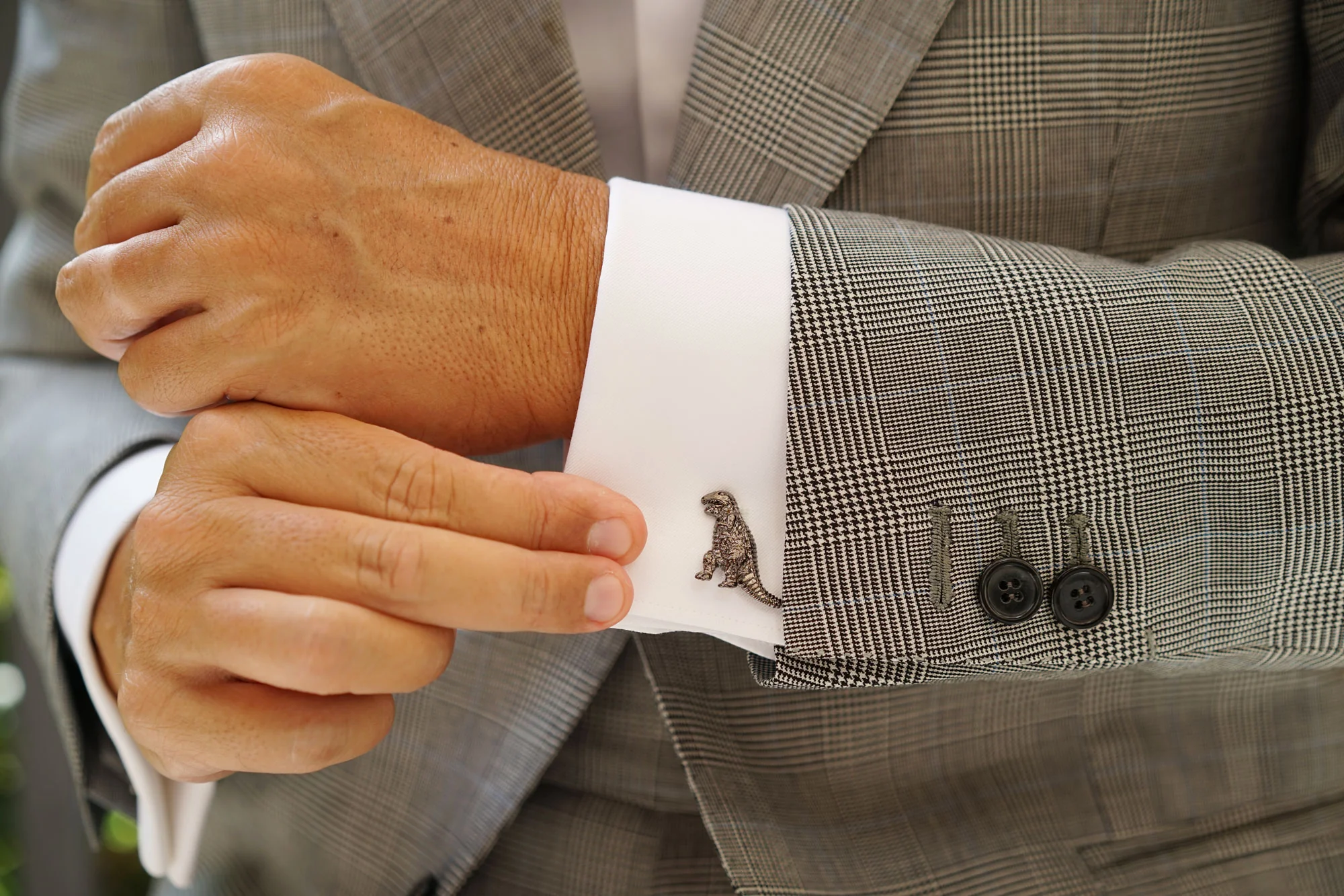 Kaiju Gunmetal Cufflinks - Image 8