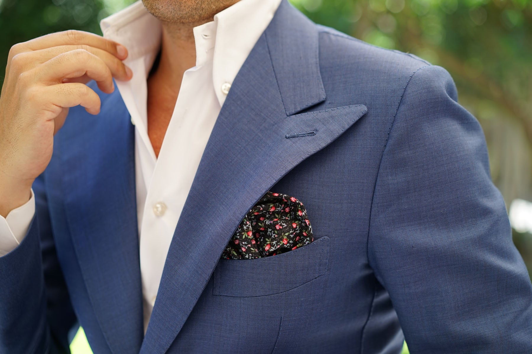 Kenrokuen Japanese Flower Pocket Square - Image 5