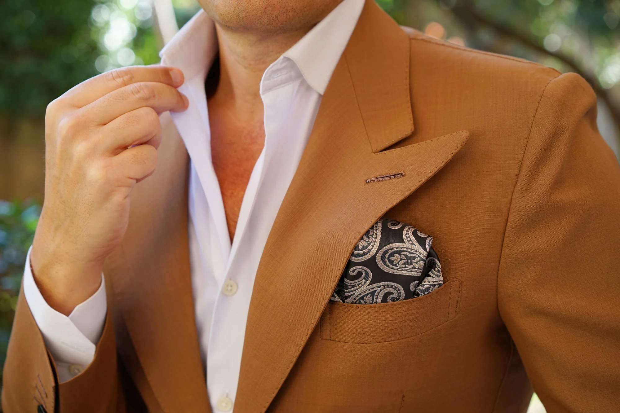 King of Persia Black Paisley Pocket Square - Image 6