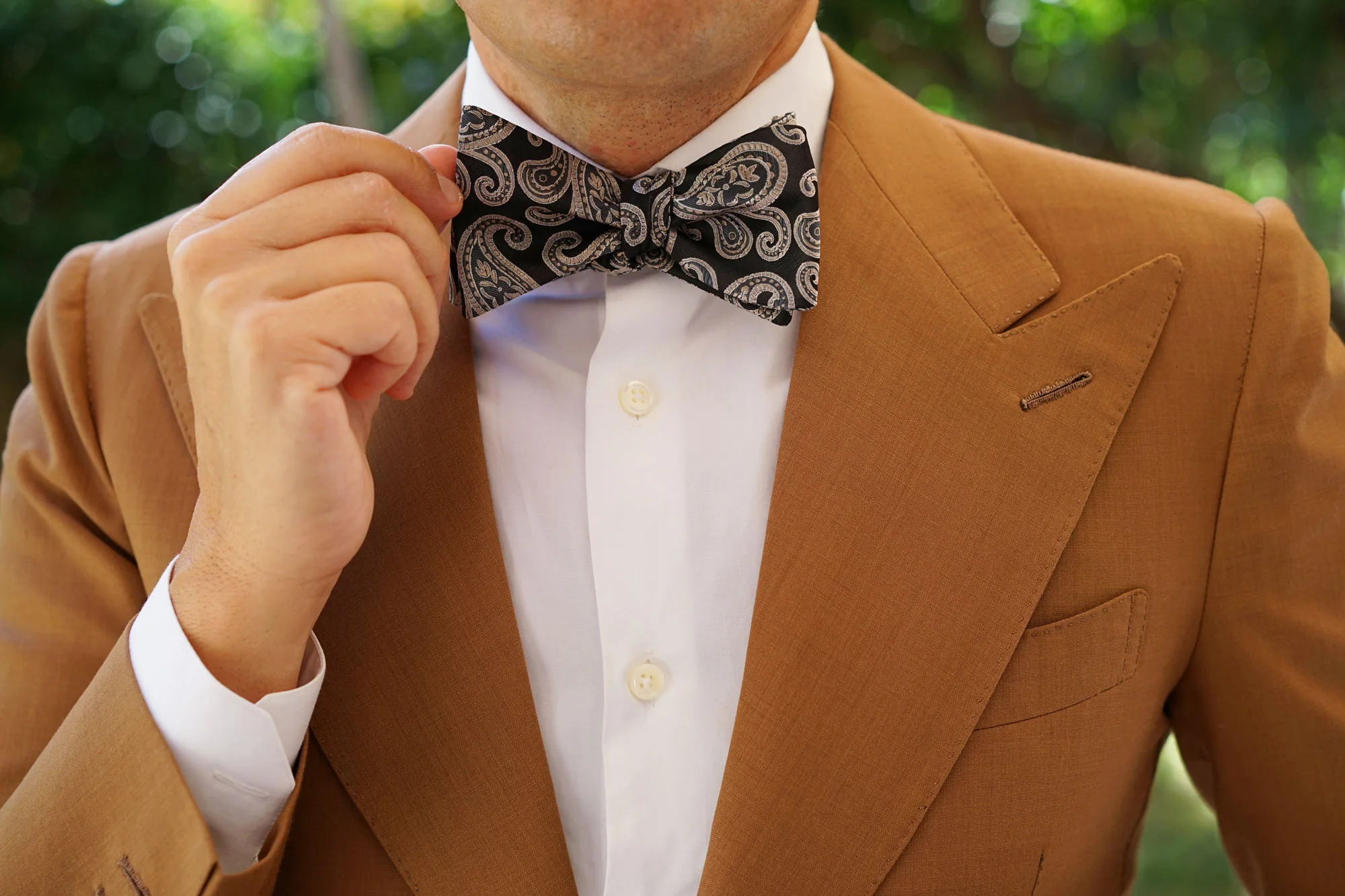 King of Persia Black Paisley Self Bow Tie - Image 7