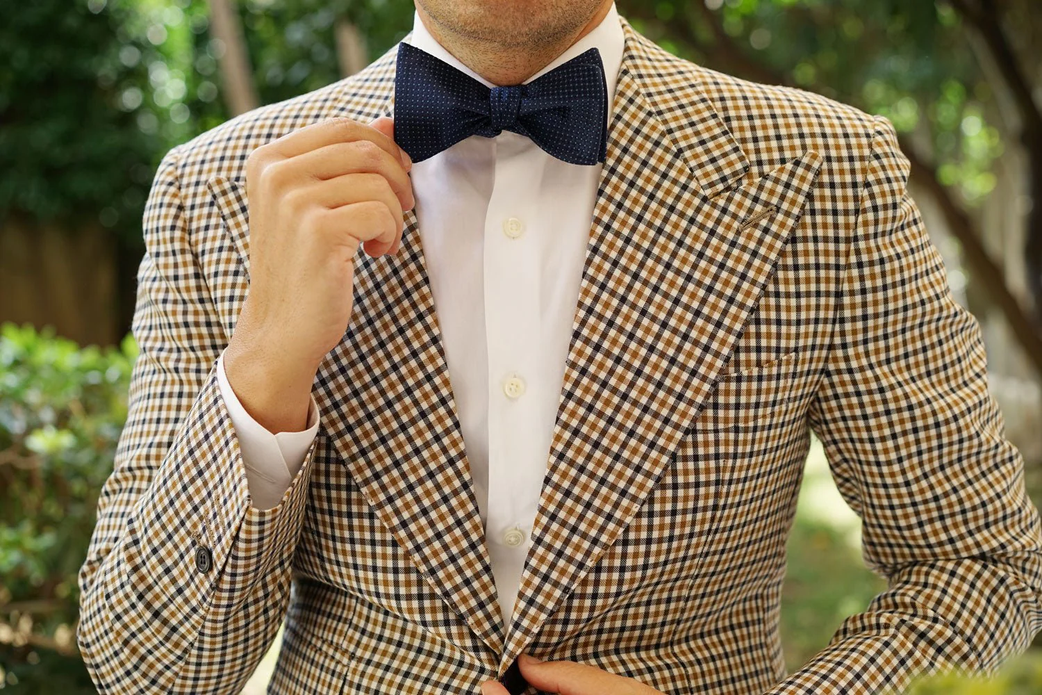 Kroc Blue Pin Dot Self Bow Tie - Image 6