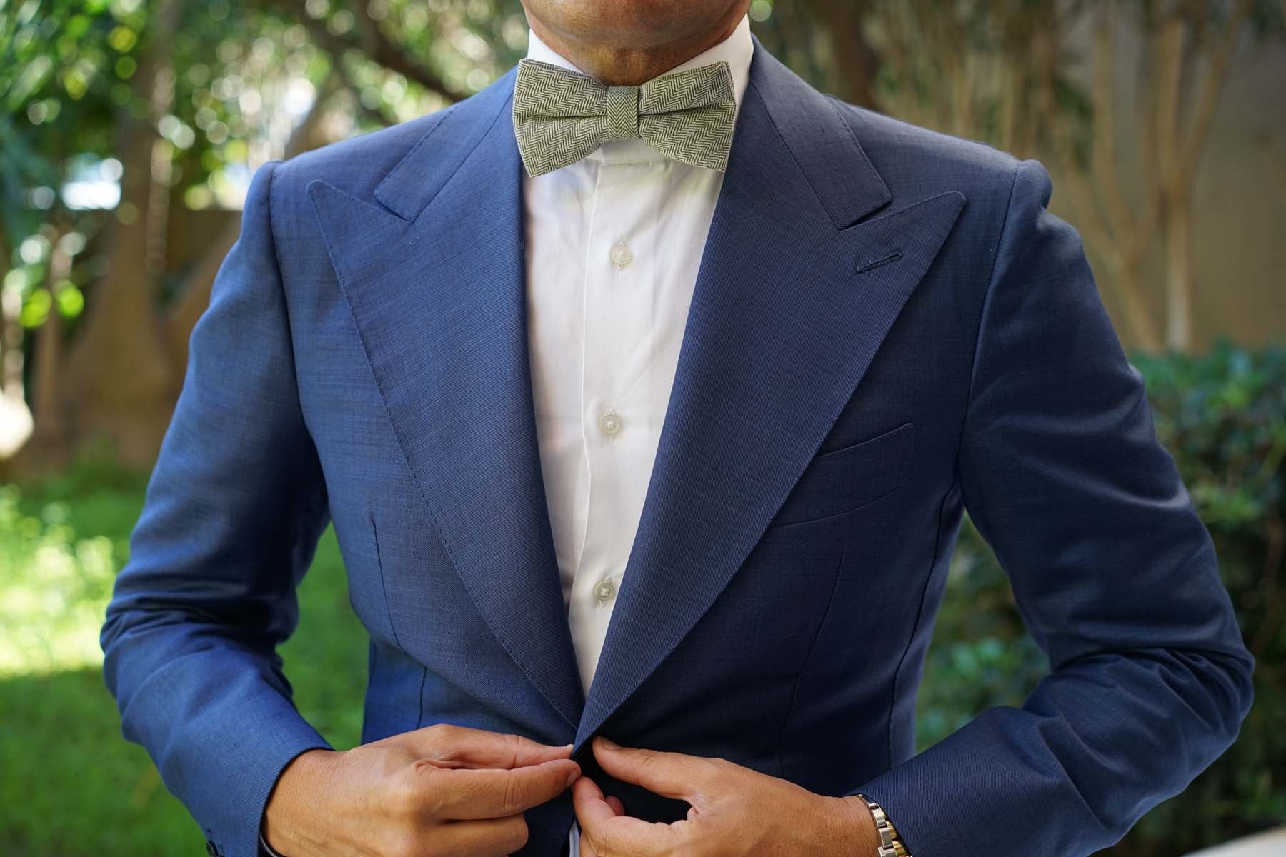 Laurel Green Herringbone Linen Bow Tie - Image 6