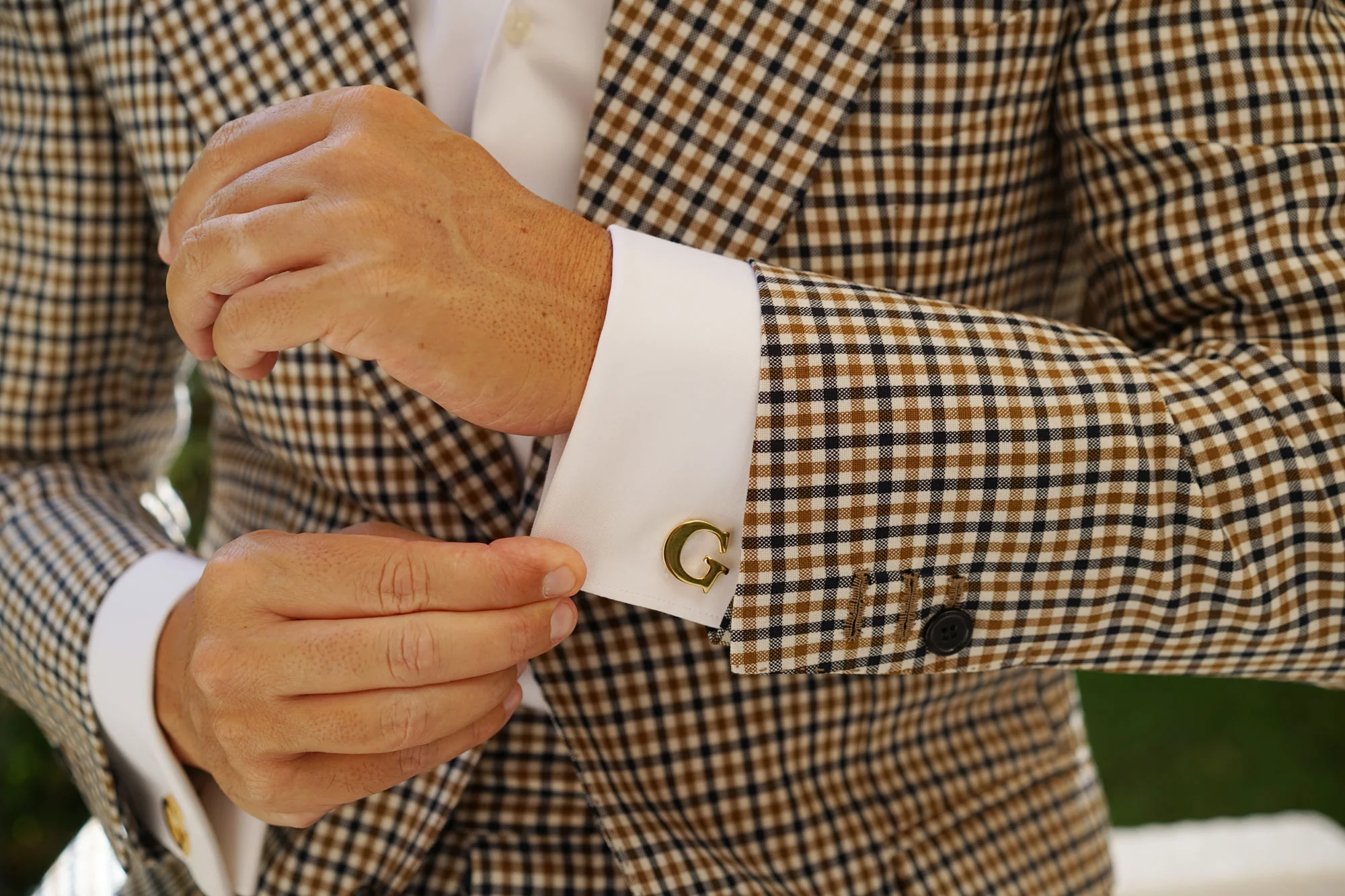 Letter G Gold Cufflinks - Image 6