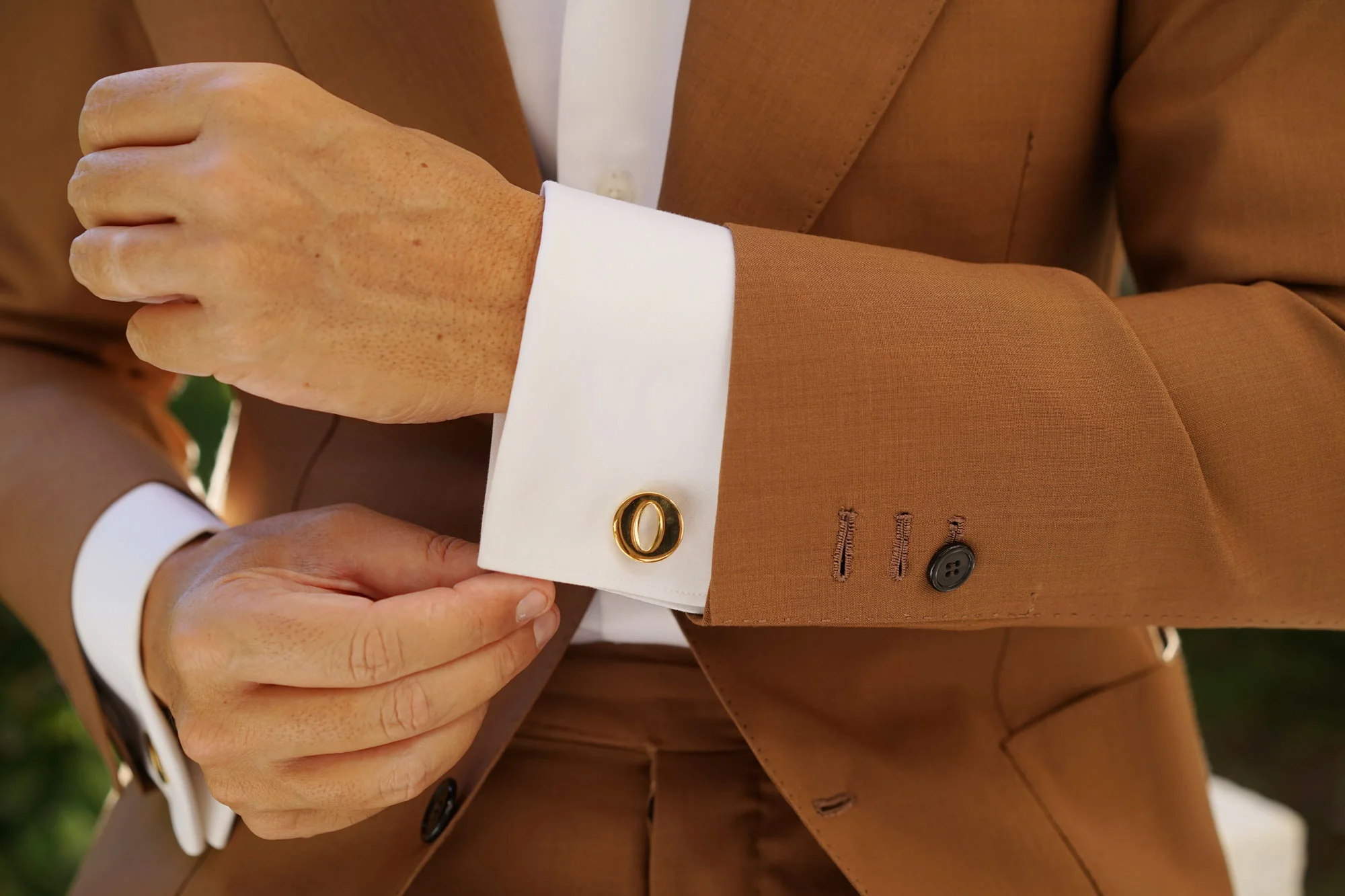 Letter O Gold Cufflinks - Image 8