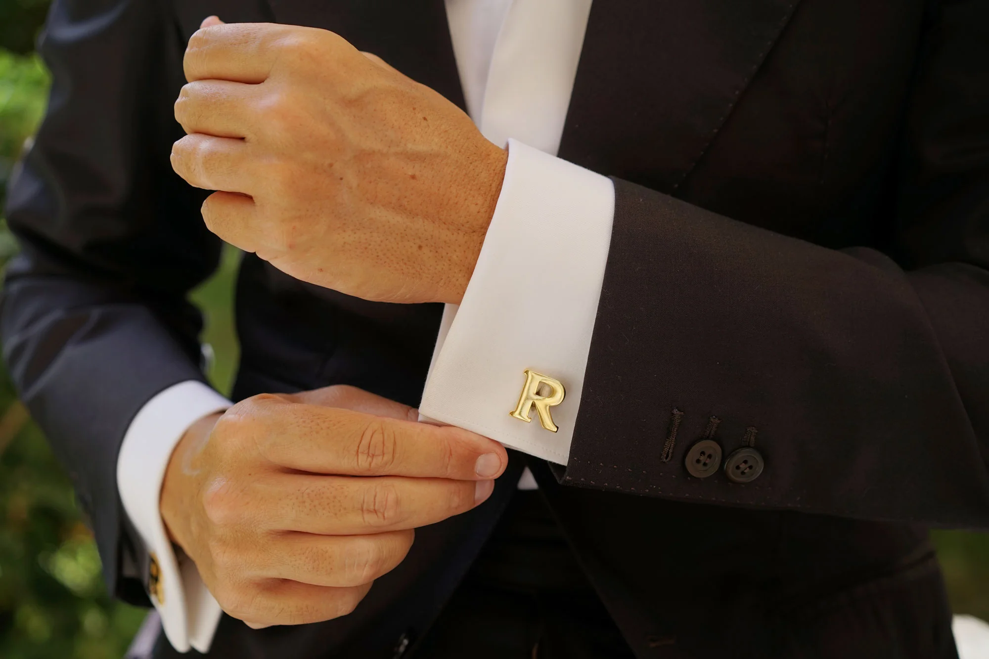 Letter R Gold Cufflinks - Image 9