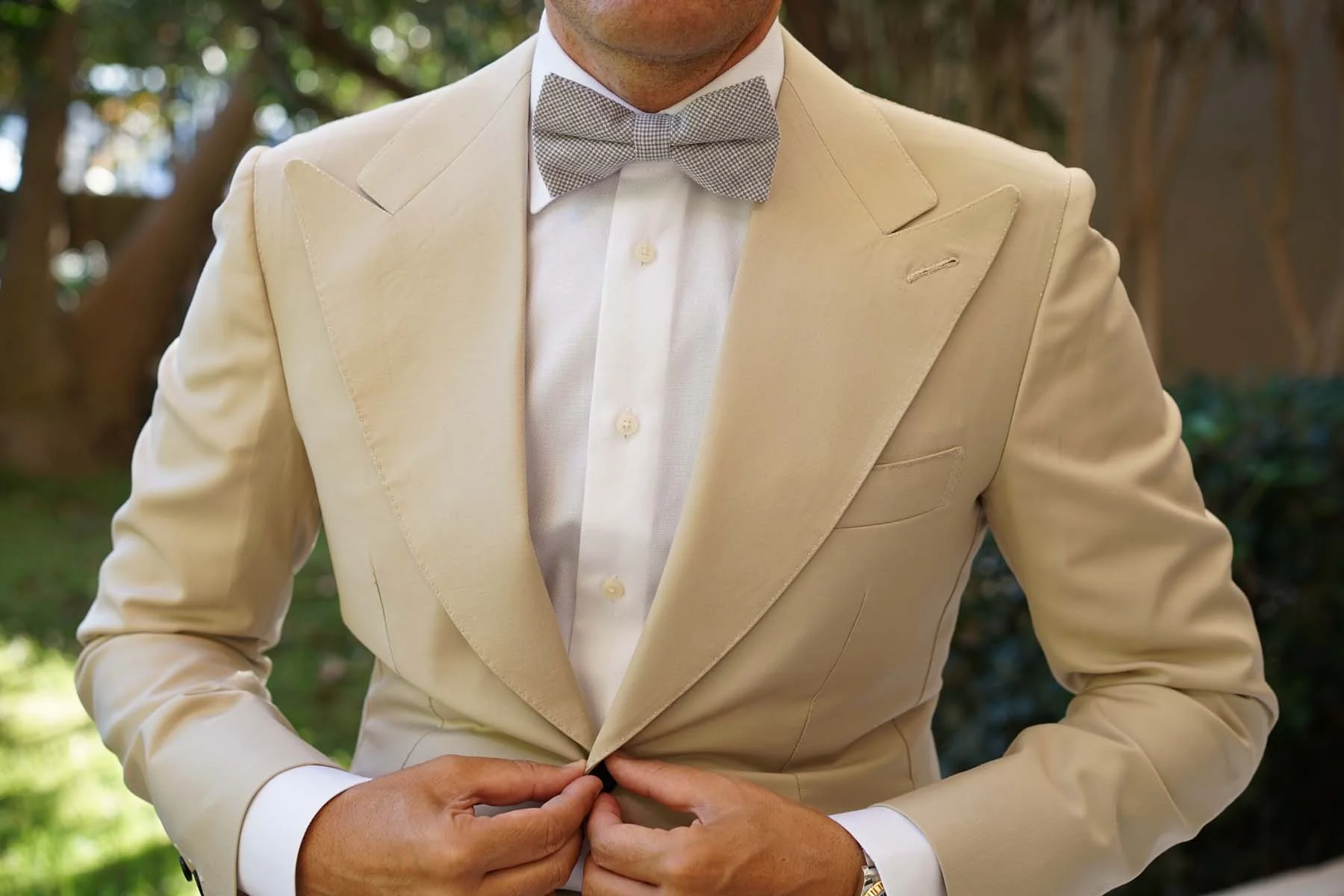 Light Grey Houndstooth Linen Bow Tie - Image 6