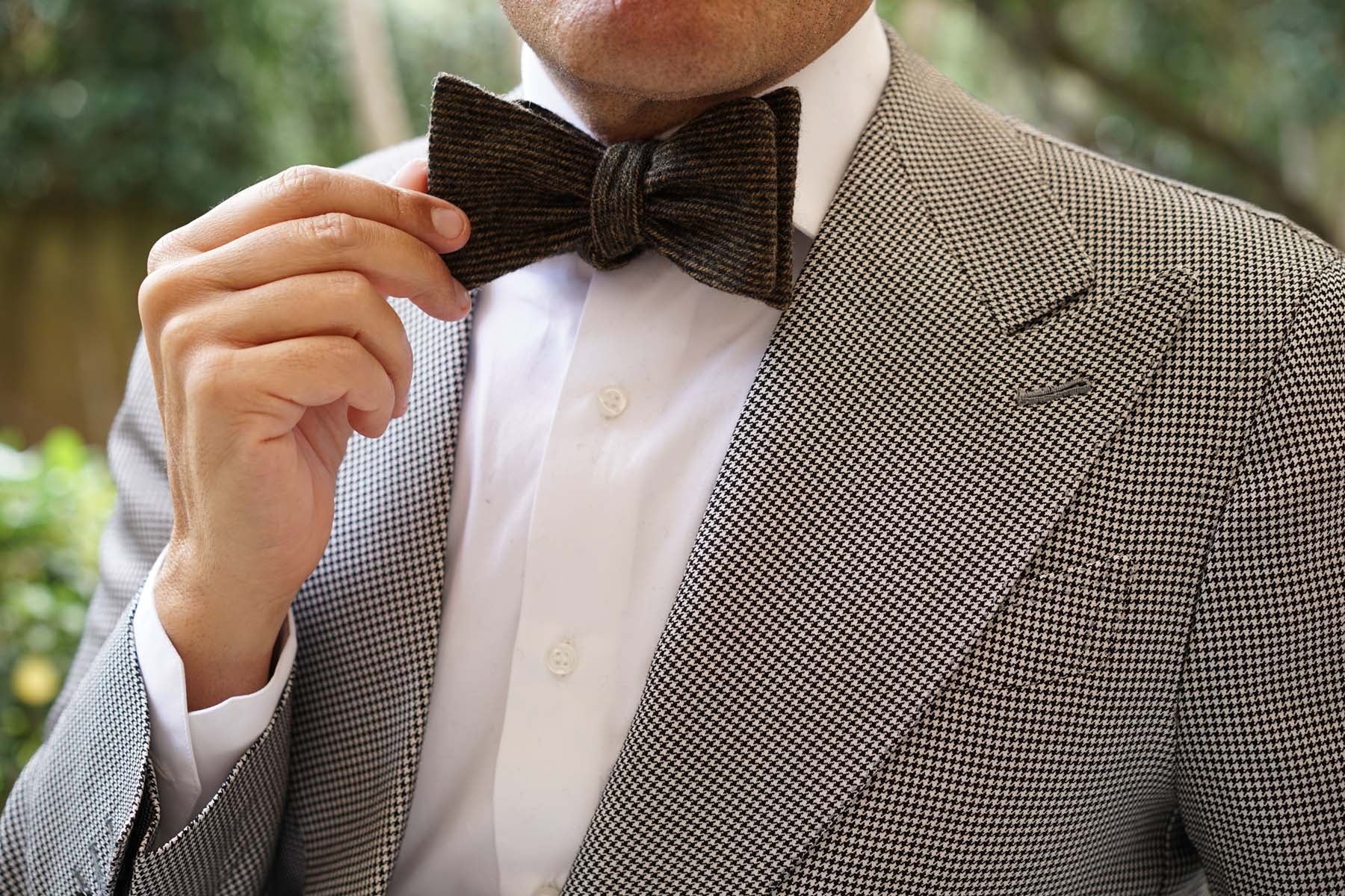 Lincoln Wool Self Bow Tie - Image 7