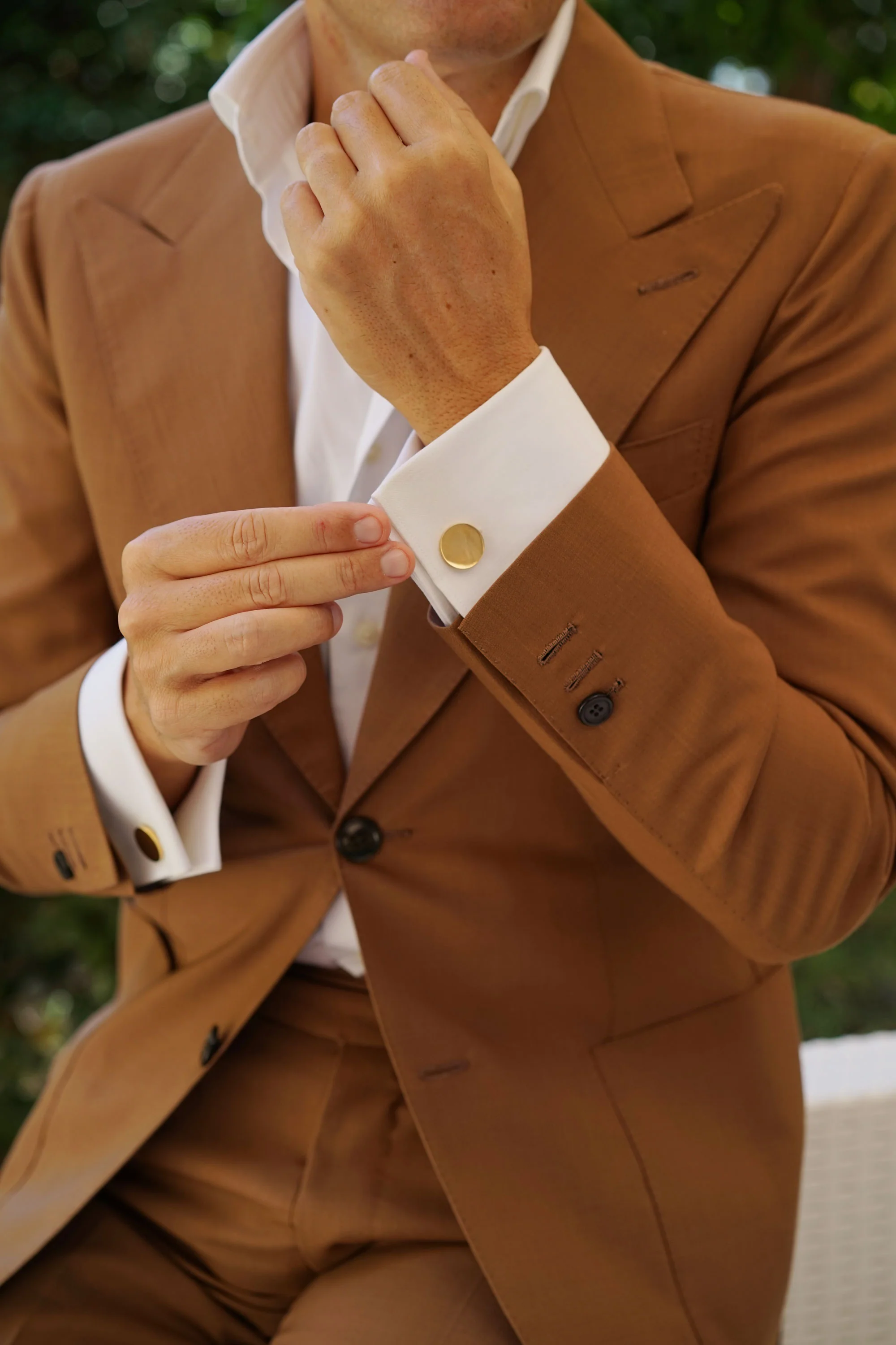Liotta Gold Circle Cufflinks - Image 6