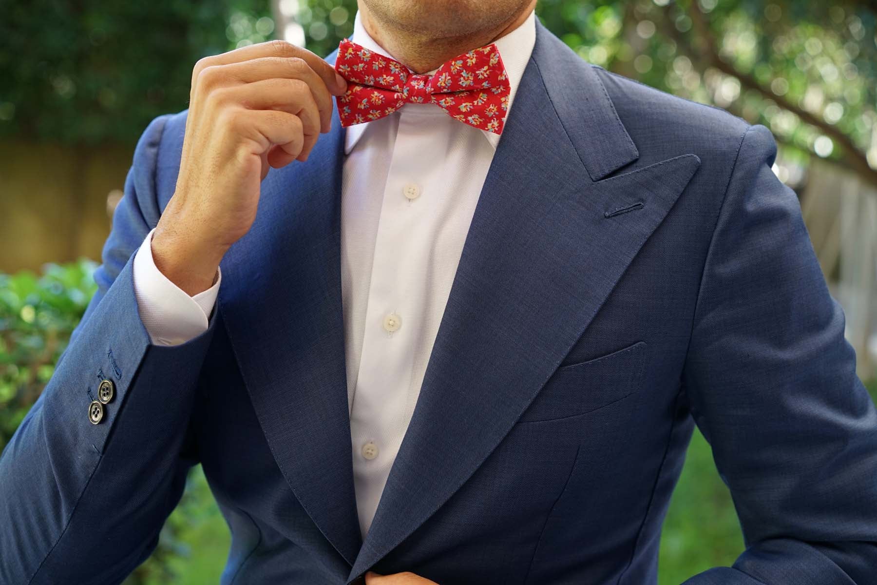 Luis Potosí Pink Floral Bow Tie - Image 3
