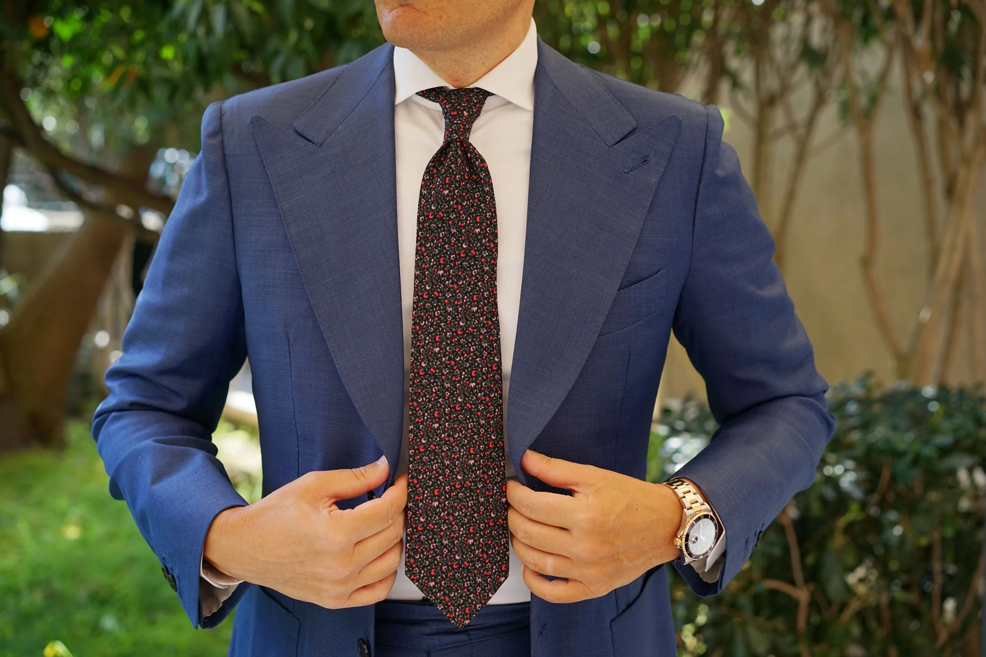 Macau Floral Necktie - Image 9
