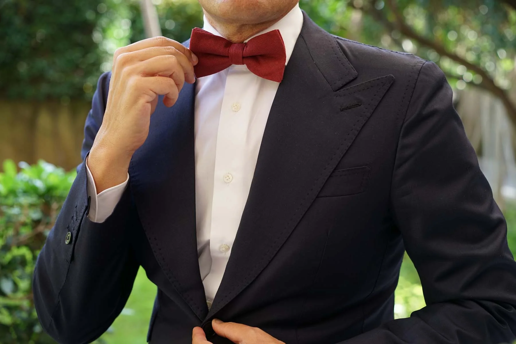 Maroon Slub Linen Bow Tie - Image 3