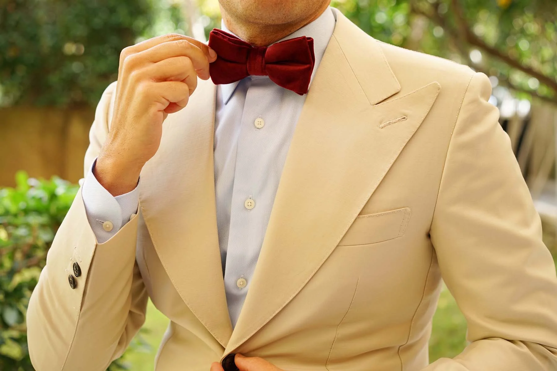 Maroon Velvet Bow Tie - Image 3