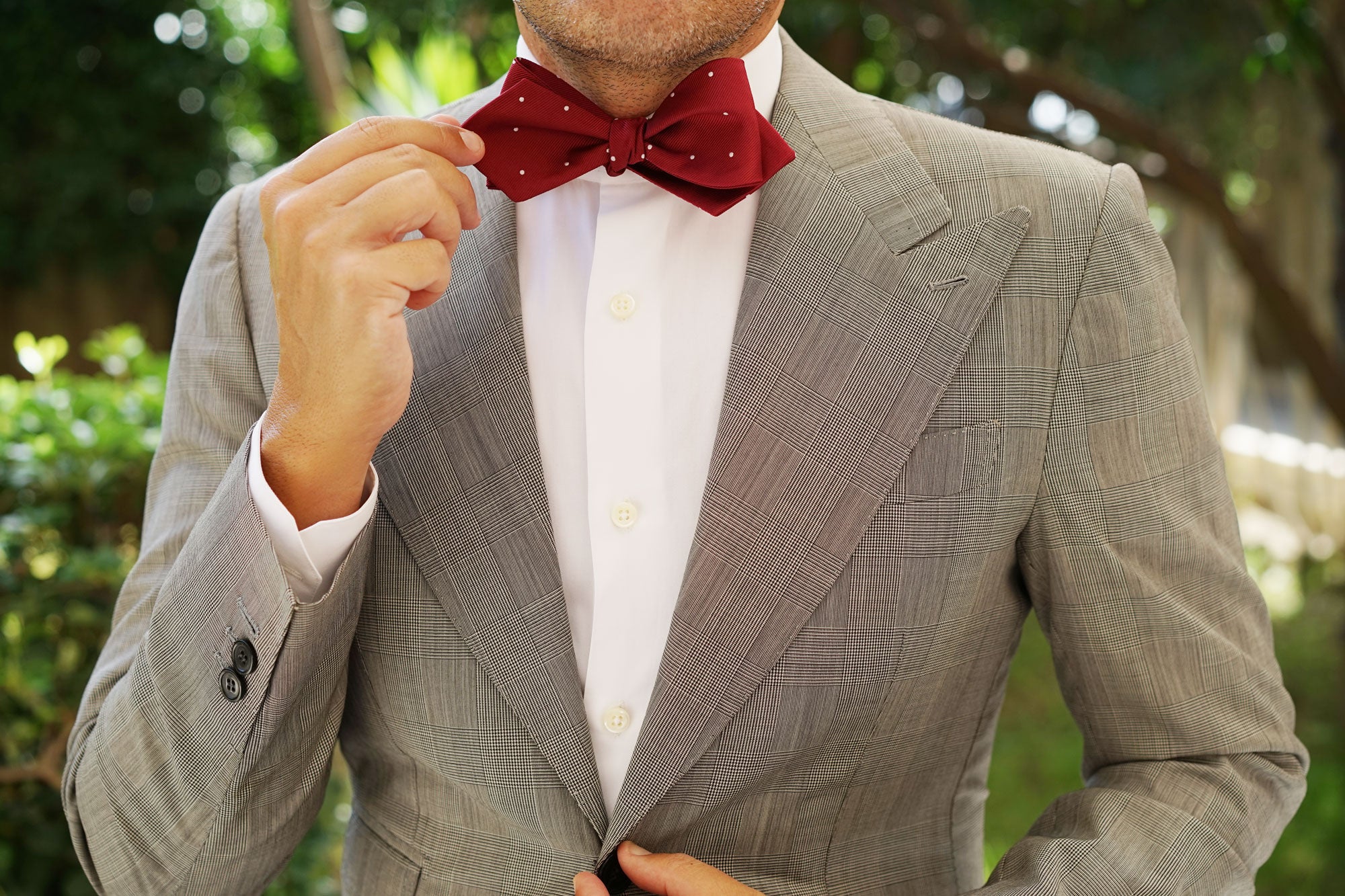 Maroon with White Polka Dots Self Tie Diamond Tip Bow Tie - Image 11