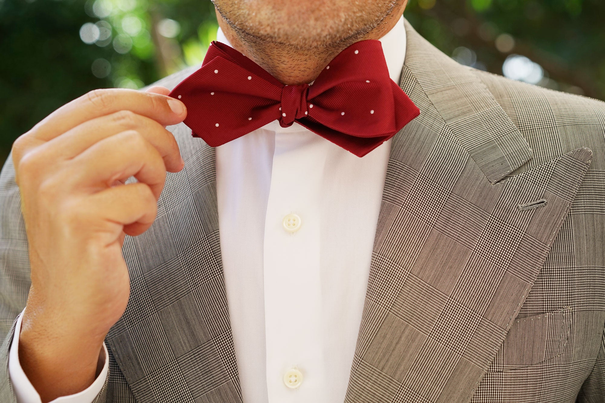 Maroon with White Polka Dots Self Tie Diamond Tip Bow Tie - Image 12