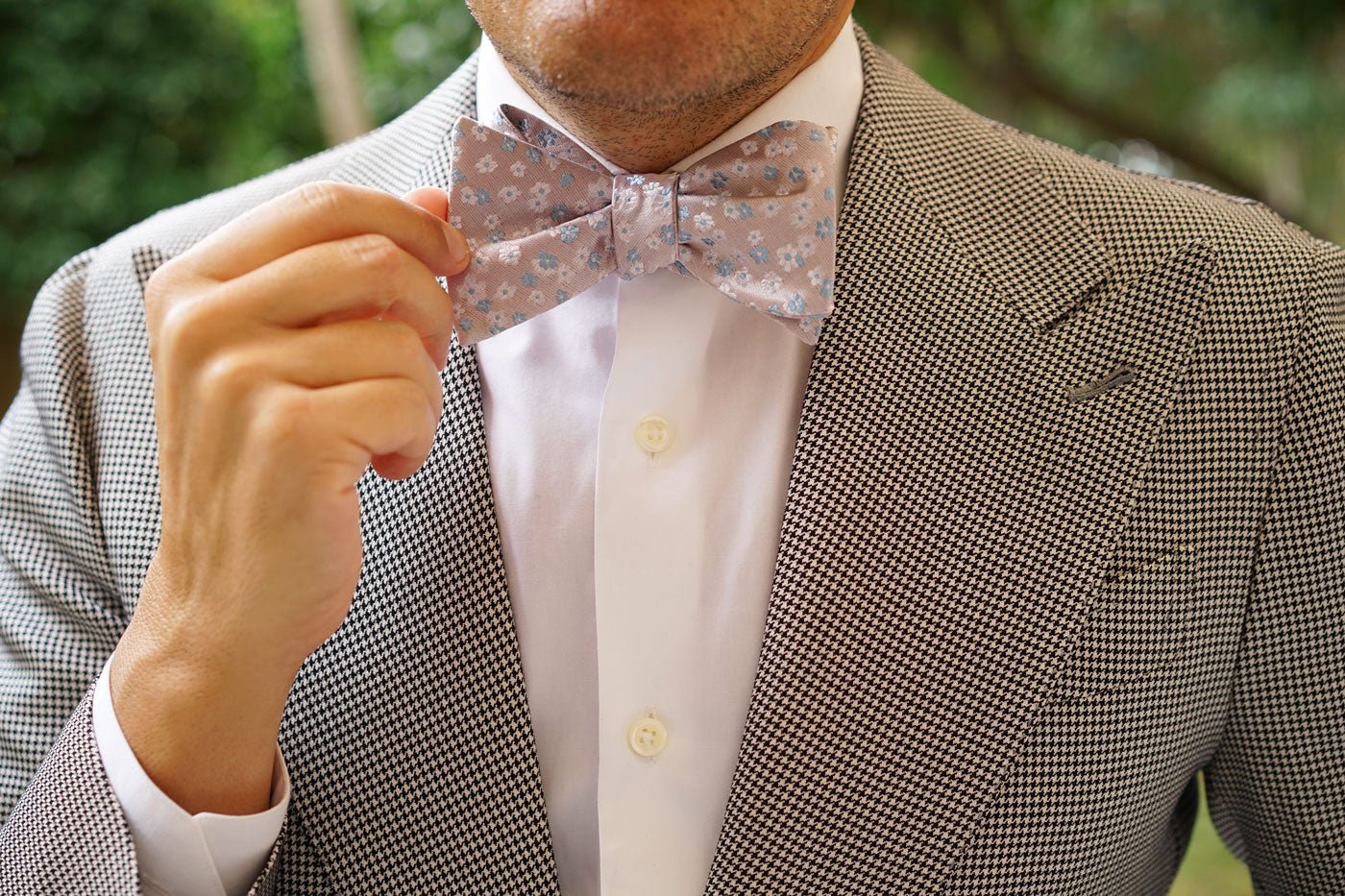 Miharashi Seaside Blue and White Floral Self Bow Tie - Image 7