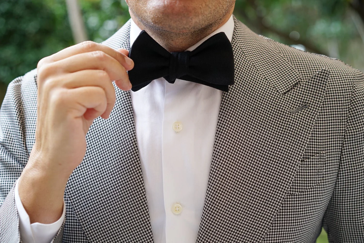 Montego Black Linen Self Bow Tie - Image 7