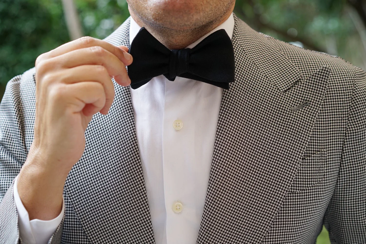 Montego Black Linen Self Bow Tie - Image 9