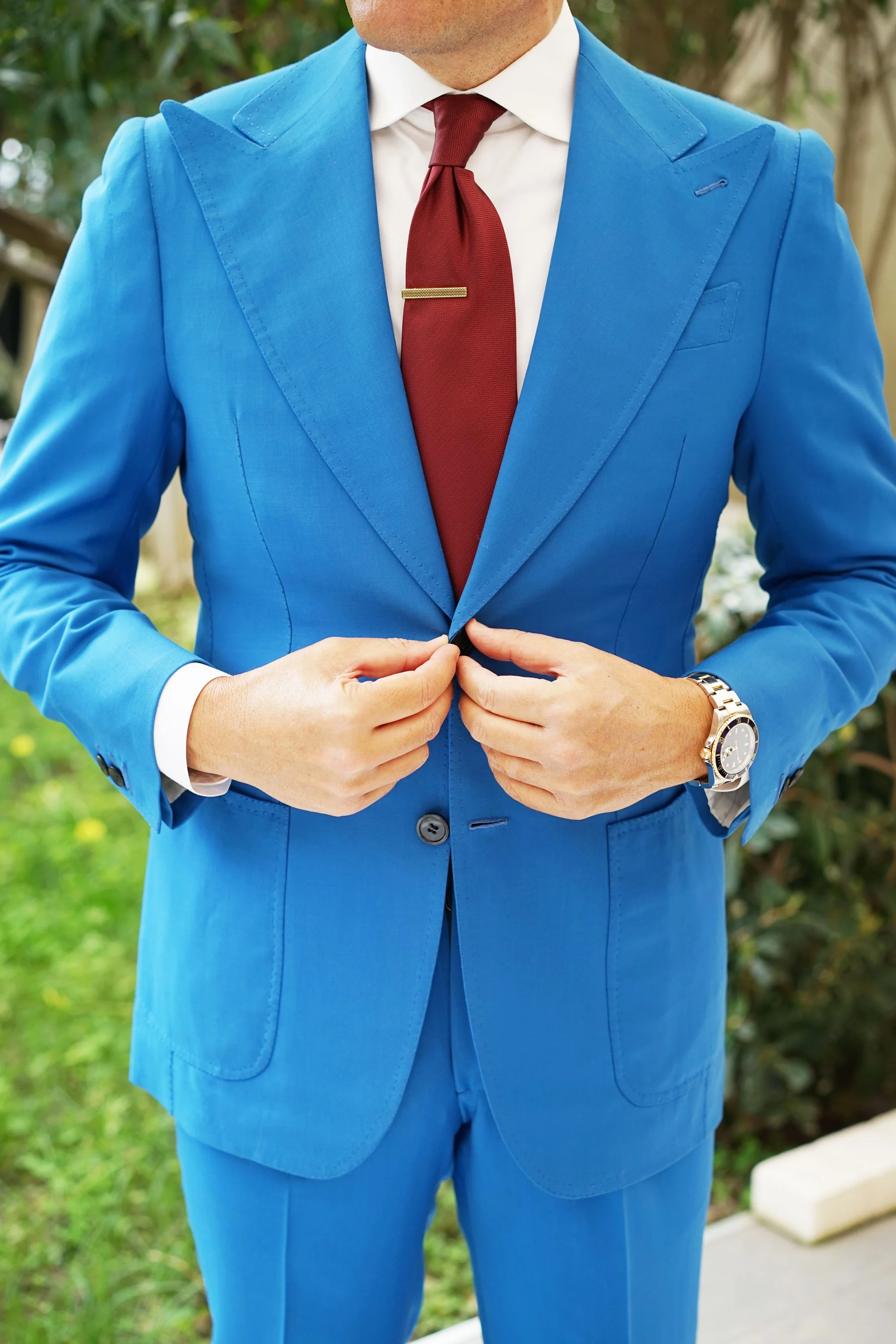 Mr. Showbiz Mini Gold Tie Bar - Image 4