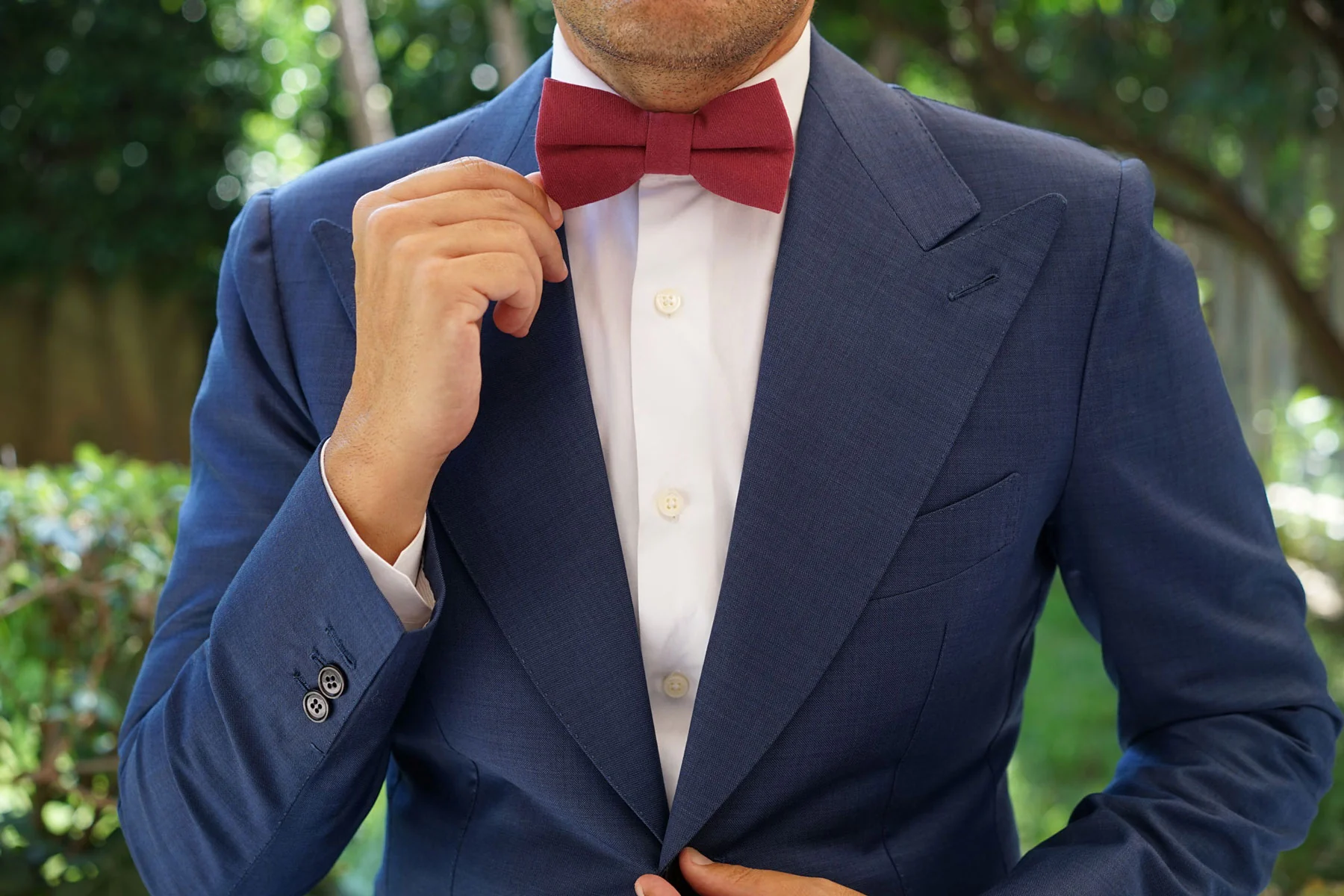 Mulberry Linen Bow Tie - Image 5