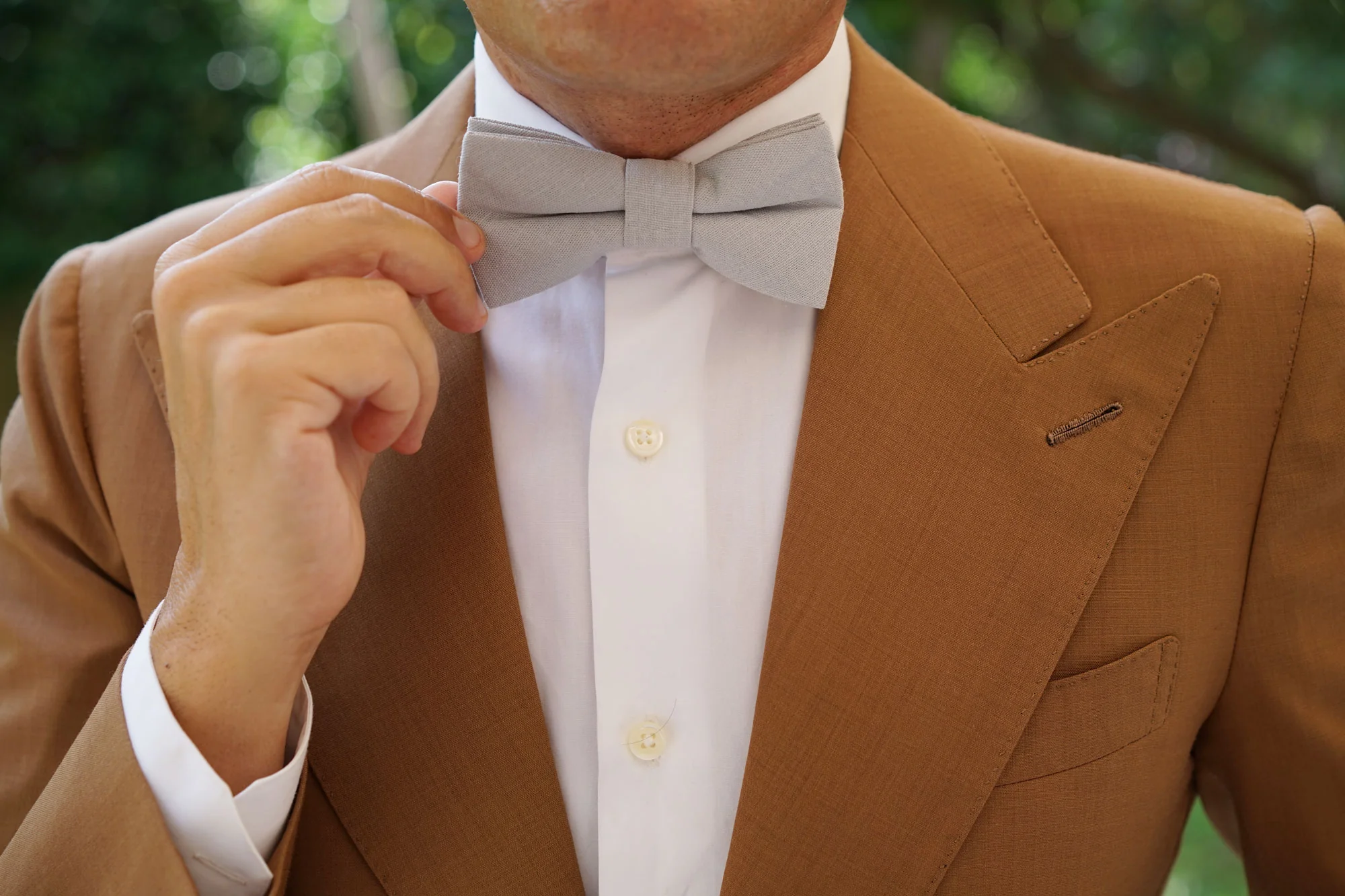 Mystic Silver Linen Bow Tie - Image 6