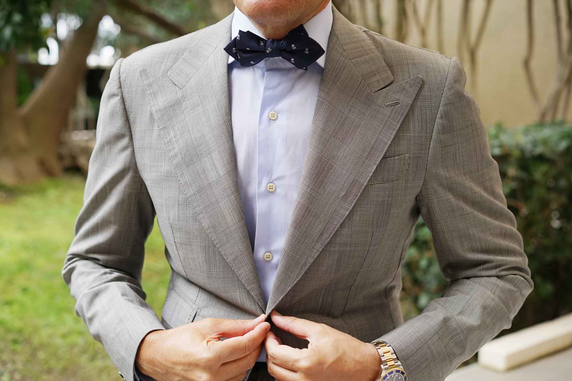 Navy Blue Pirate Skull Diamond Bow Tie - Image 3
