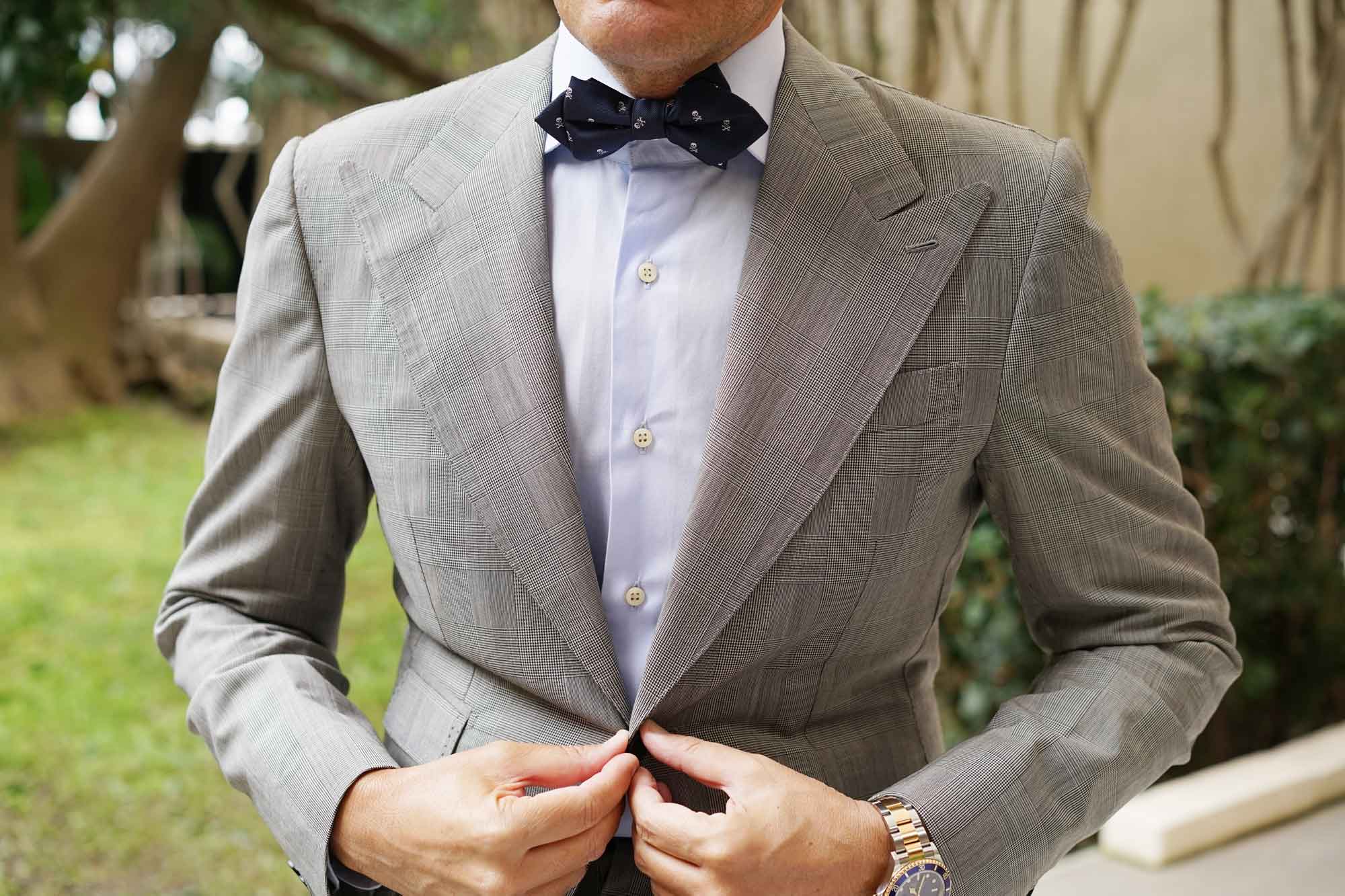 Navy Blue Pirate Skull Diamond Bow Tie - Image 6