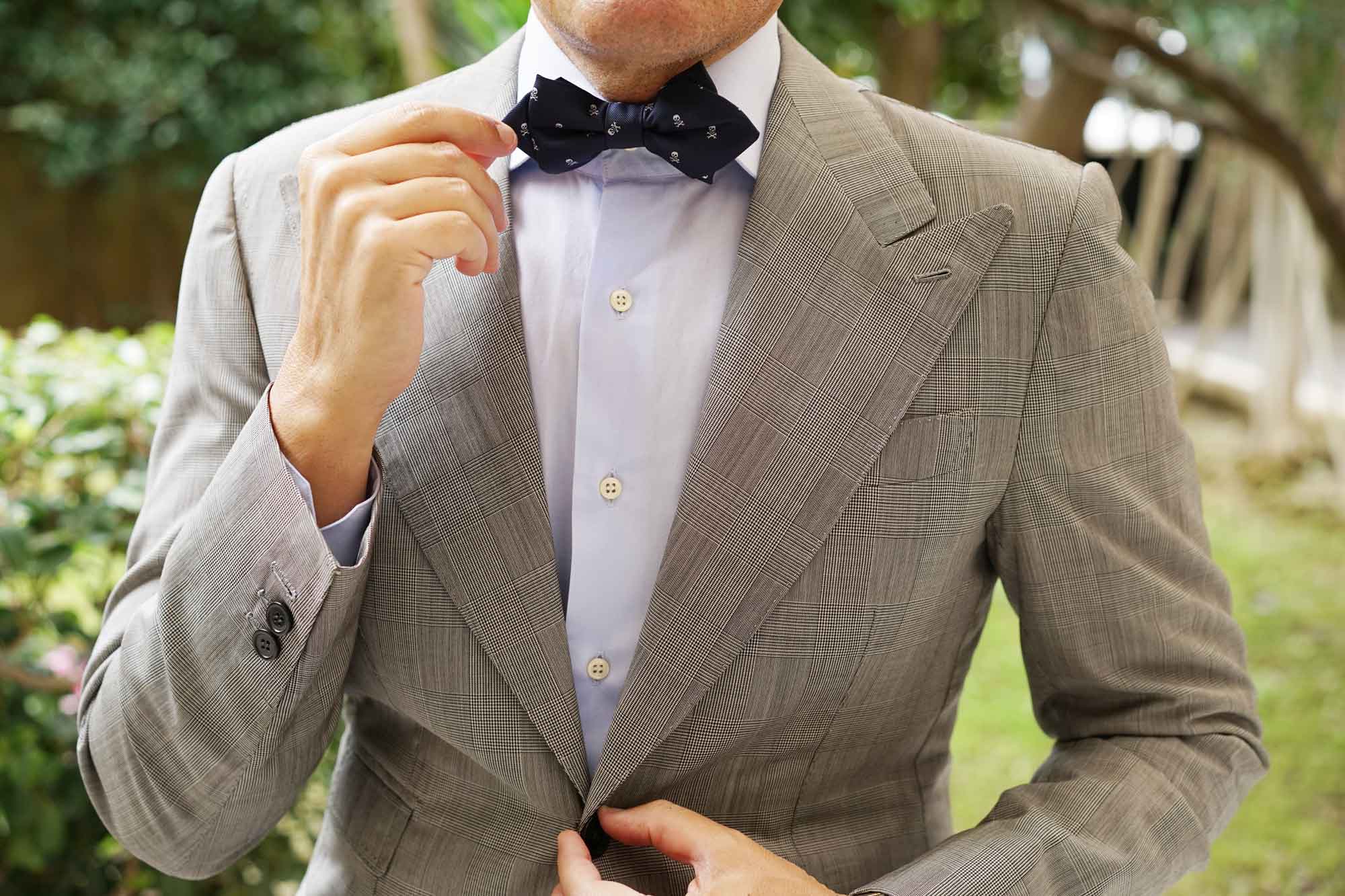 Navy Blue Pirate Skull Diamond Bow Tie - Image 7