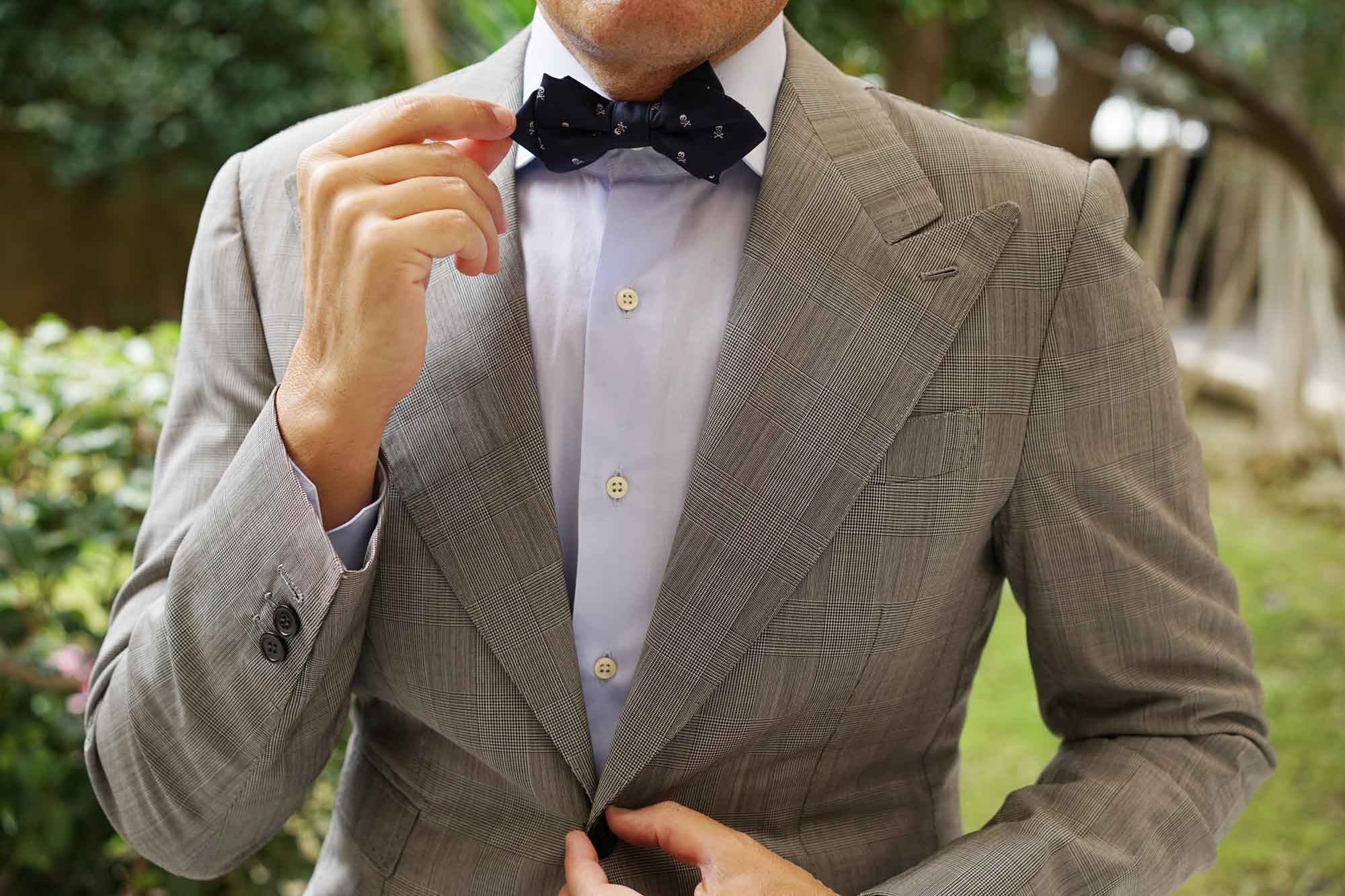 Navy Blue Pirate Skull Diamond Bow Tie - Image 8