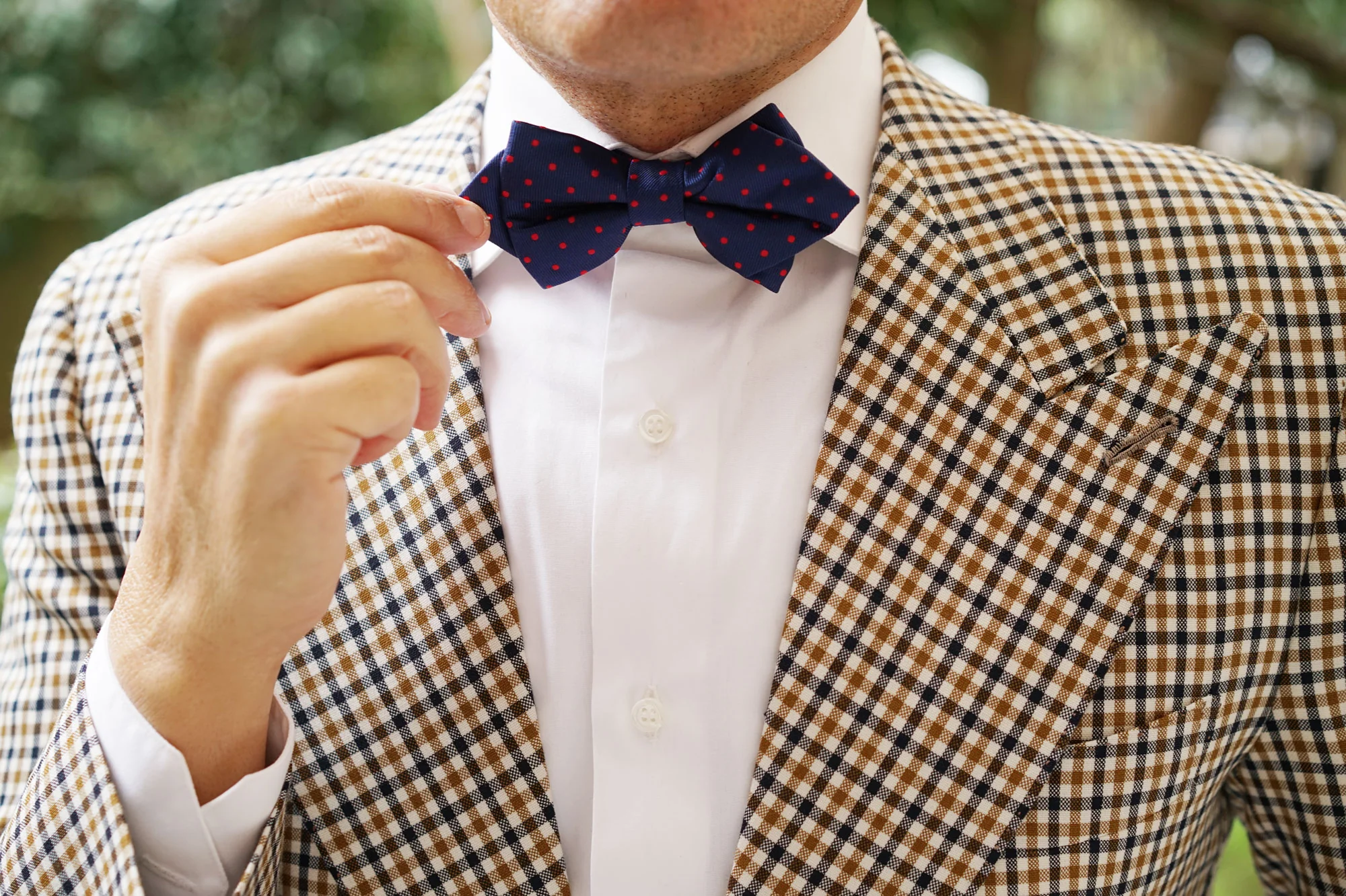 Navy on Red Mini Pin Dots Diamond Bow Tie - Image 7