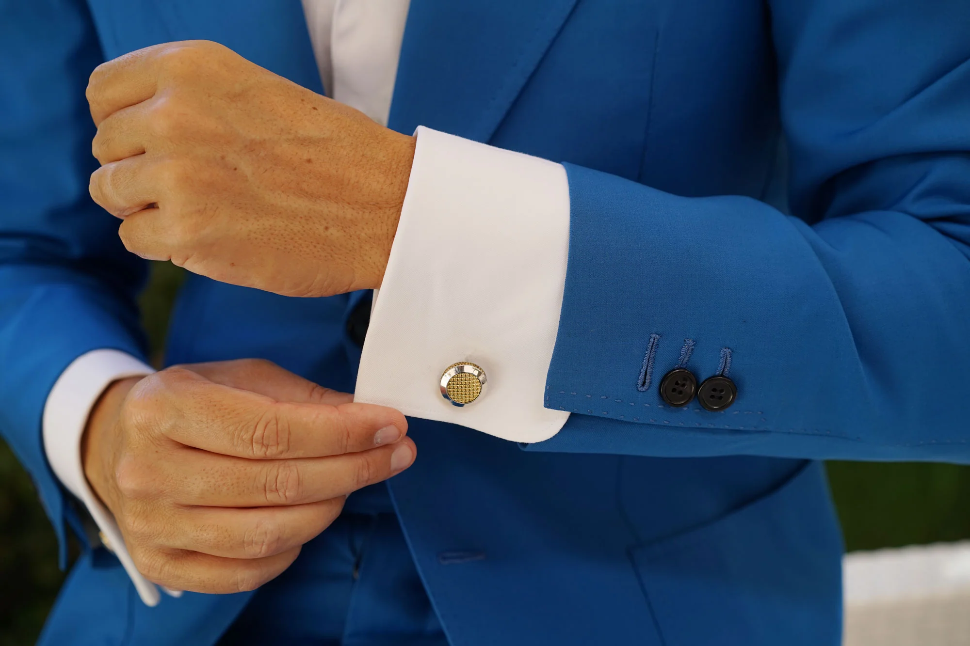 Nicholson Gold Cufflinks - Image 6