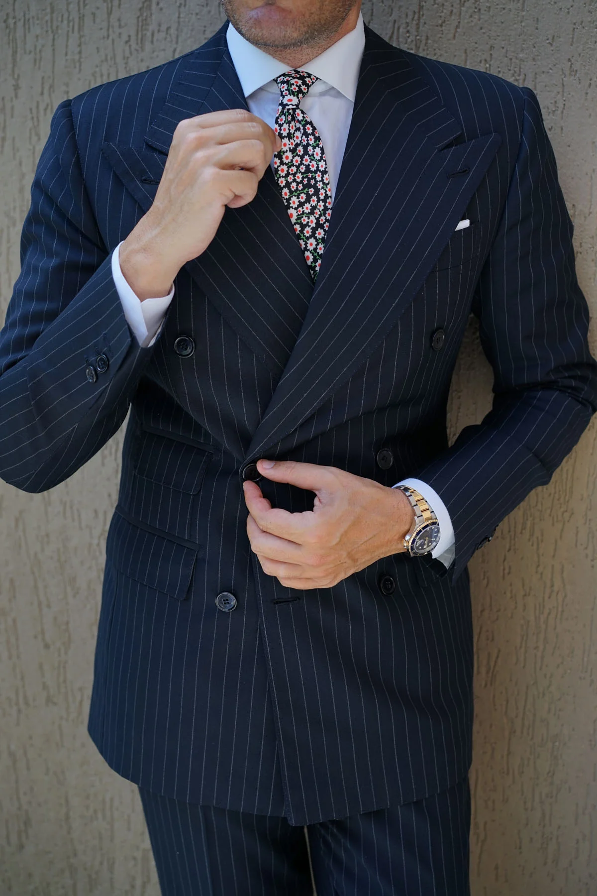 Nong Nooch White Flower Skinny Tie - Image 10
