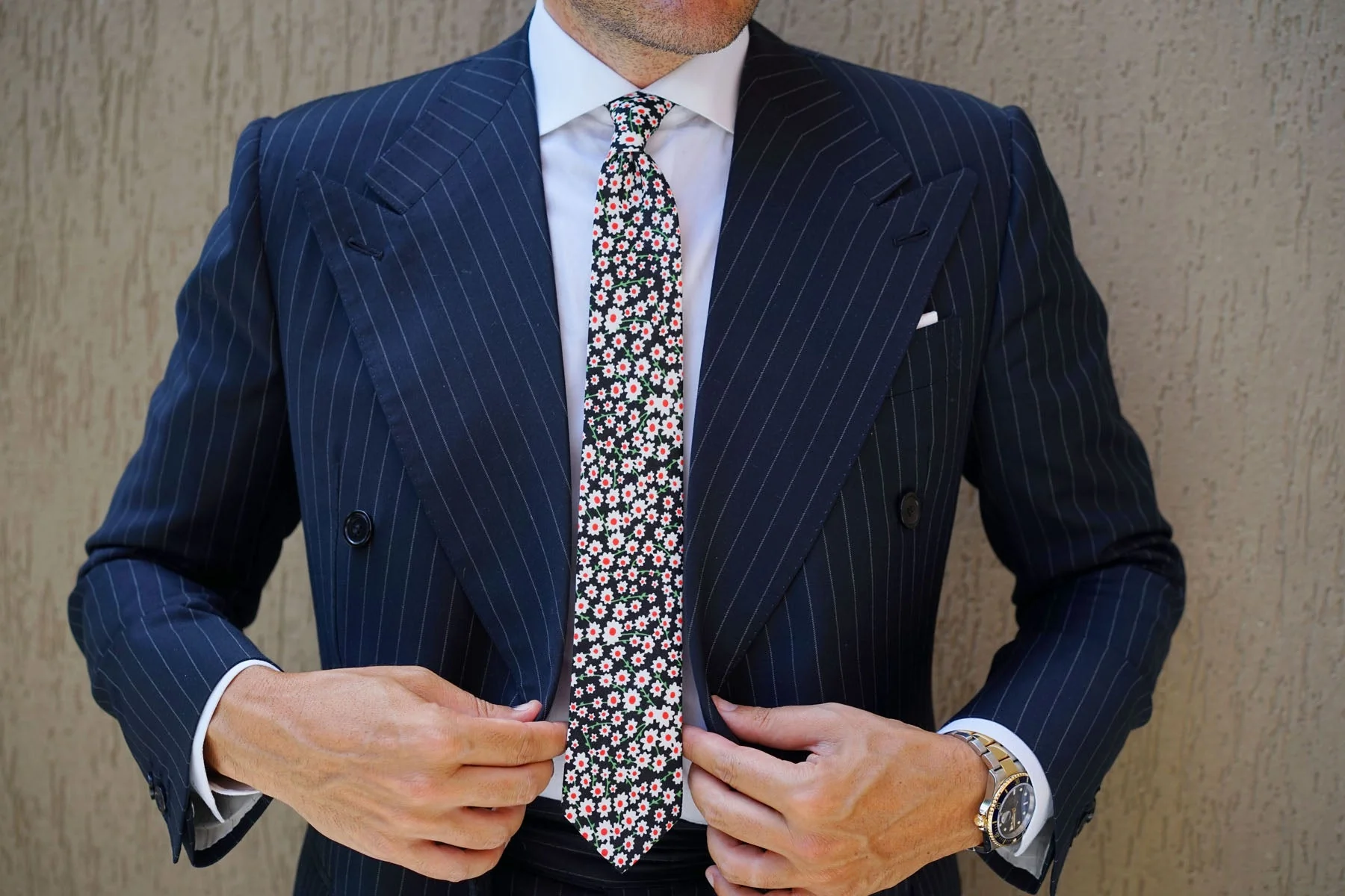 Nong Nooch White Flower Skinny Tie - Image 12