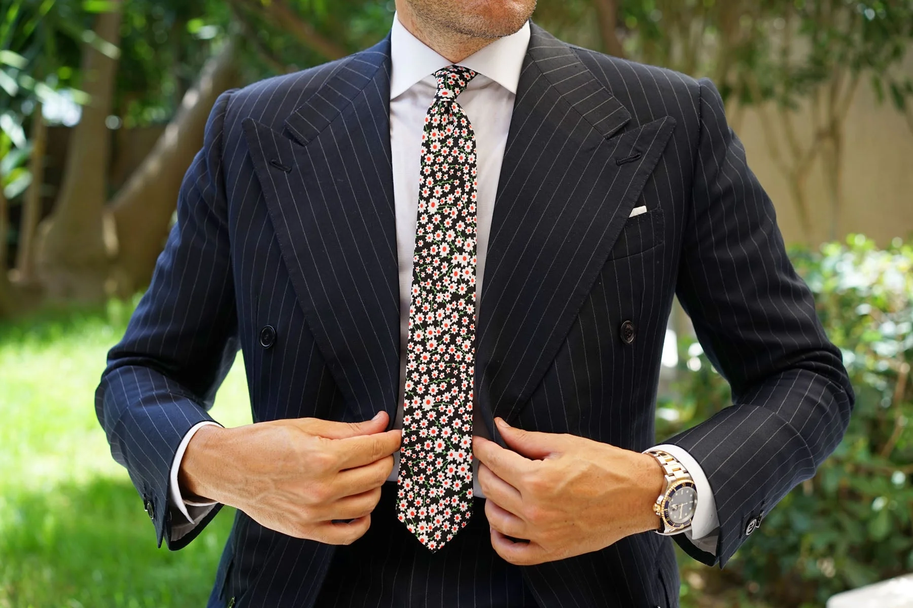 Nong Nooch White Flower Skinny Tie - Image 4