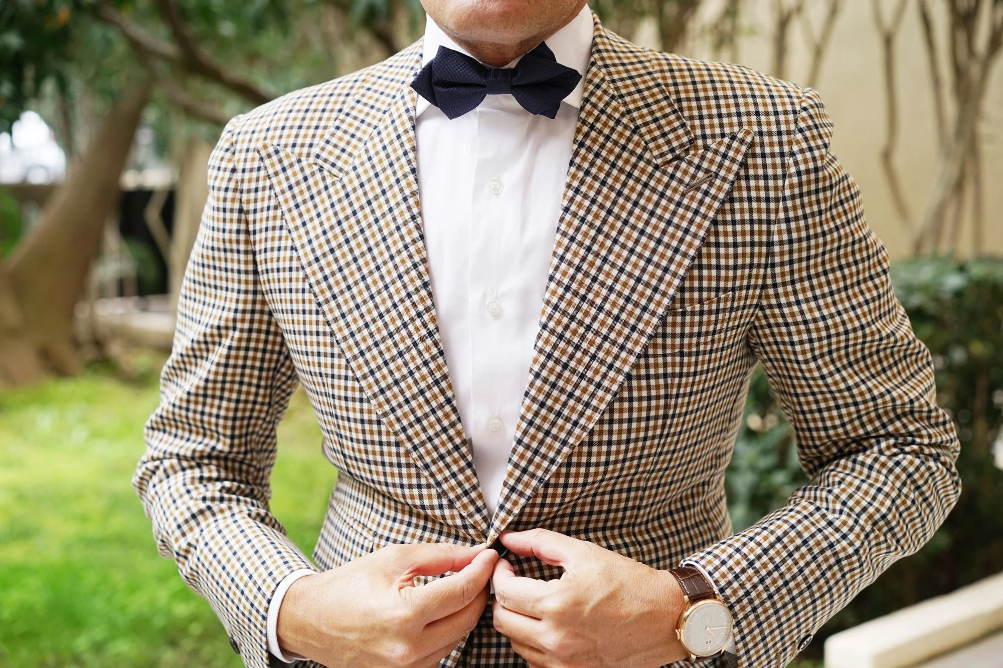 Nude Navy Blue Diamond Bow Tie - Image 3