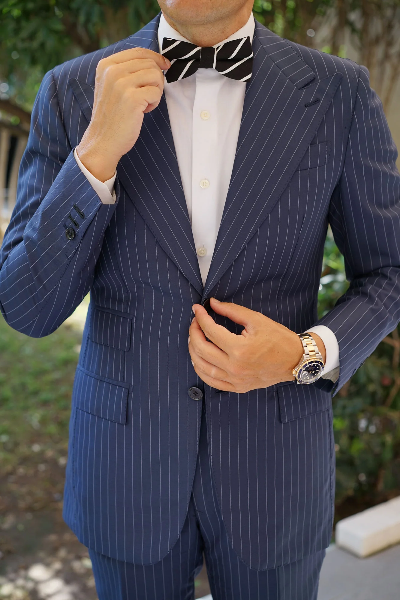 Onyx Black Pencil Striped Linen Bow Tie - Image 4