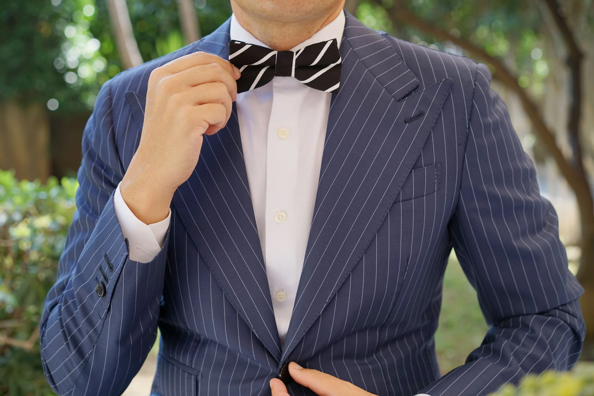 Onyx Black Pencil Striped Linen Bow Tie - Image 5