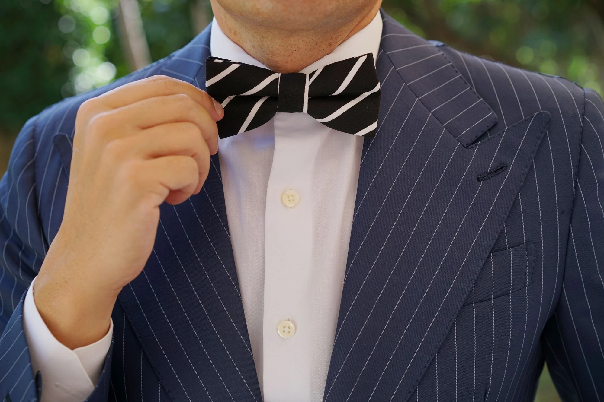 Onyx Black Pencil Striped Linen Bow Tie - Image 6