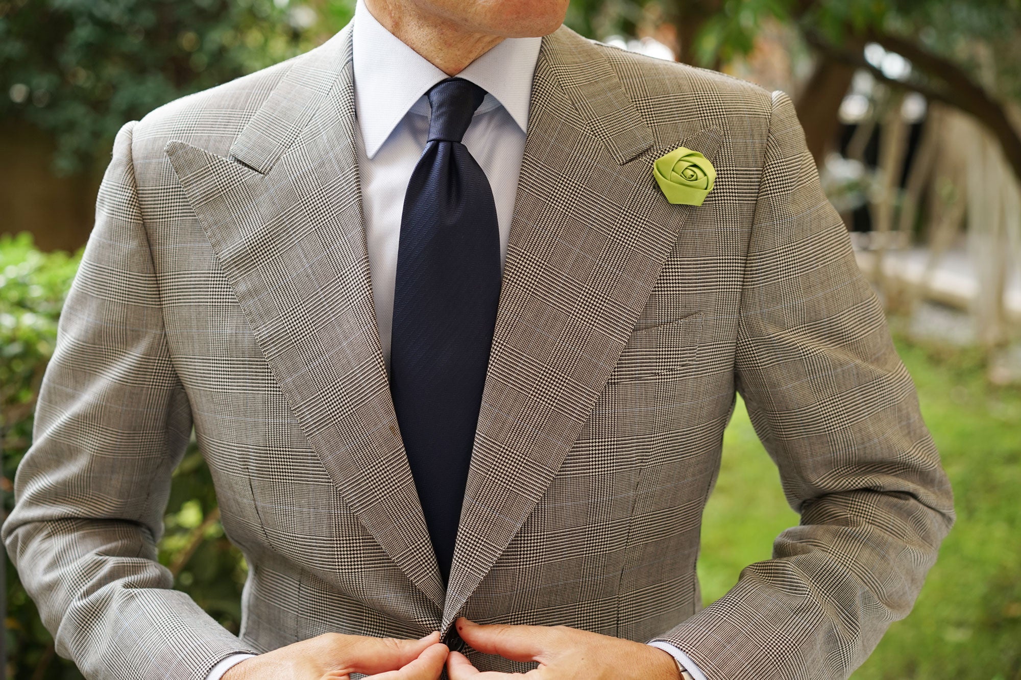 Oxfam Green Satin Rose Lapel Pin - Image 6