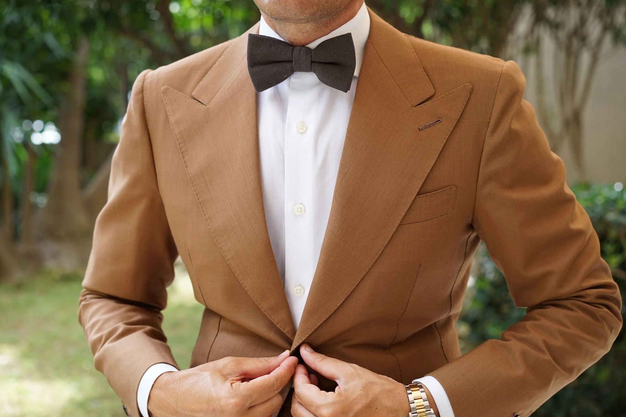Paros Charcoal Linen Bow Tie - Image 3