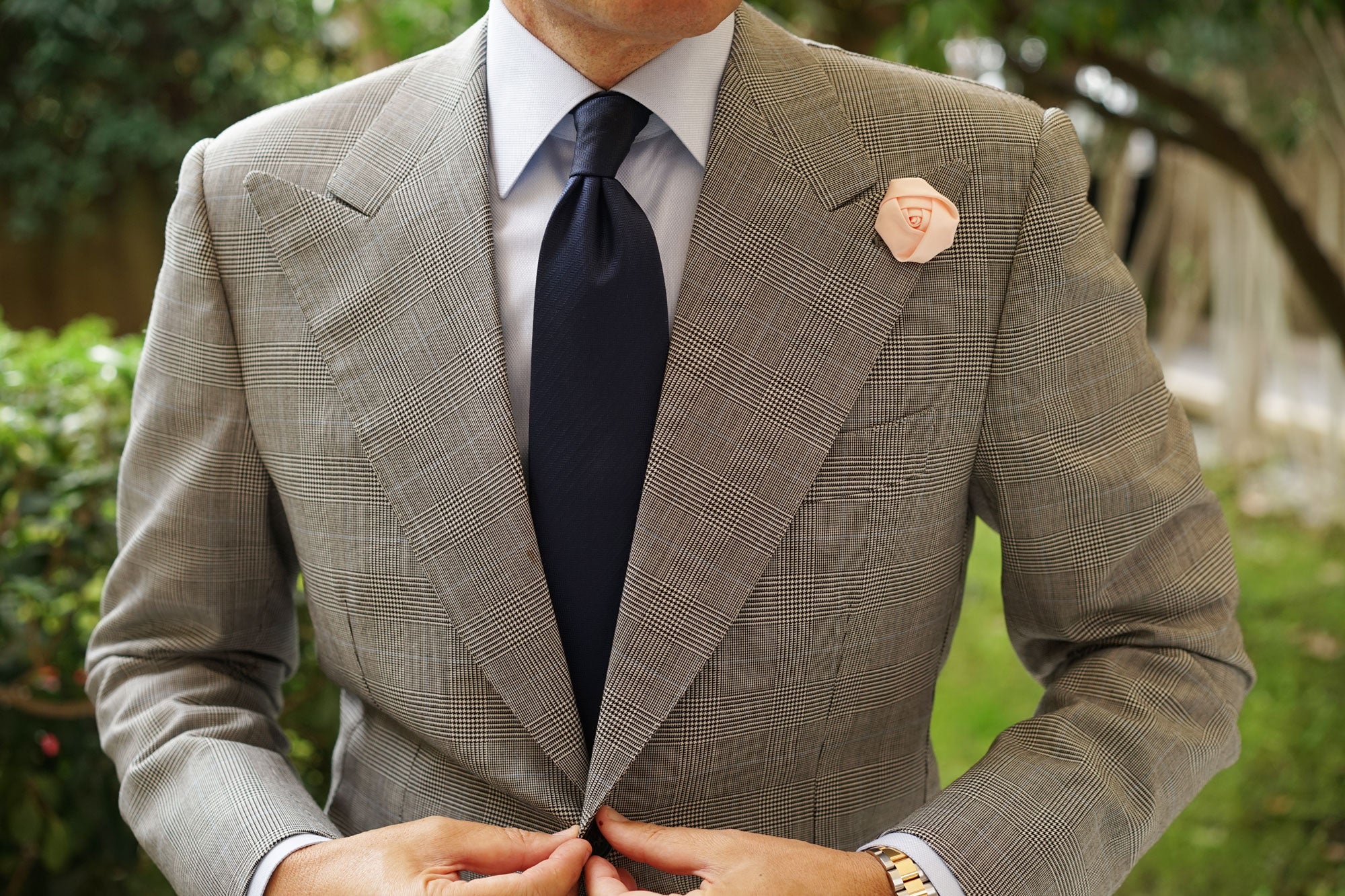 Peach Satin Rose Lapel Pin - Image 8