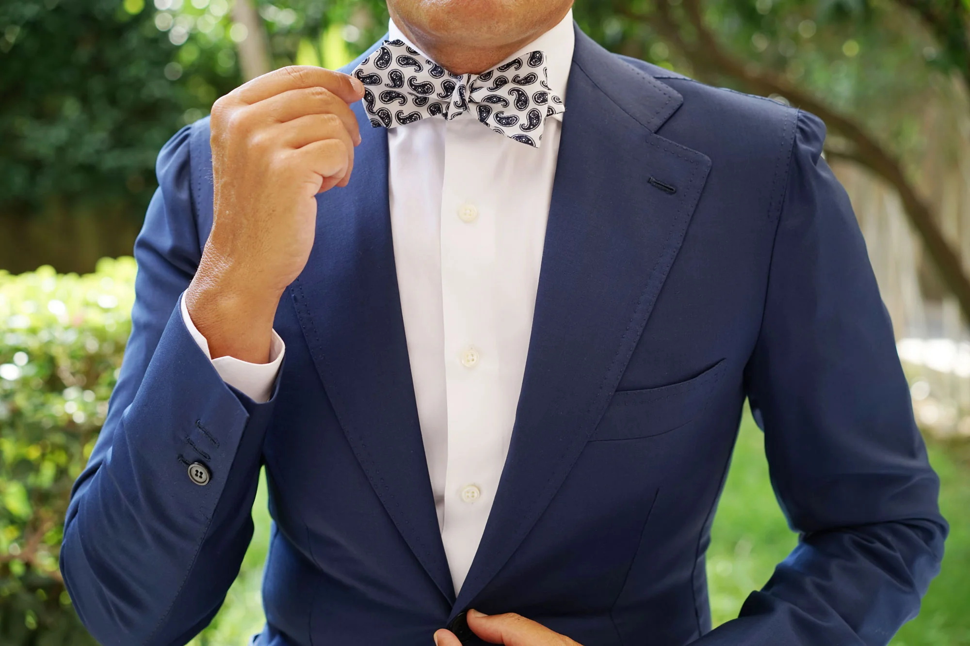 Picasso White on Blue Paisley Diamond Self Bow Tie - Image 8