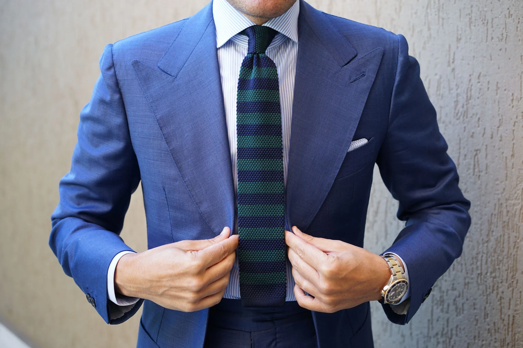 Prince of Darkness Green Knitted Tie - Image 5
