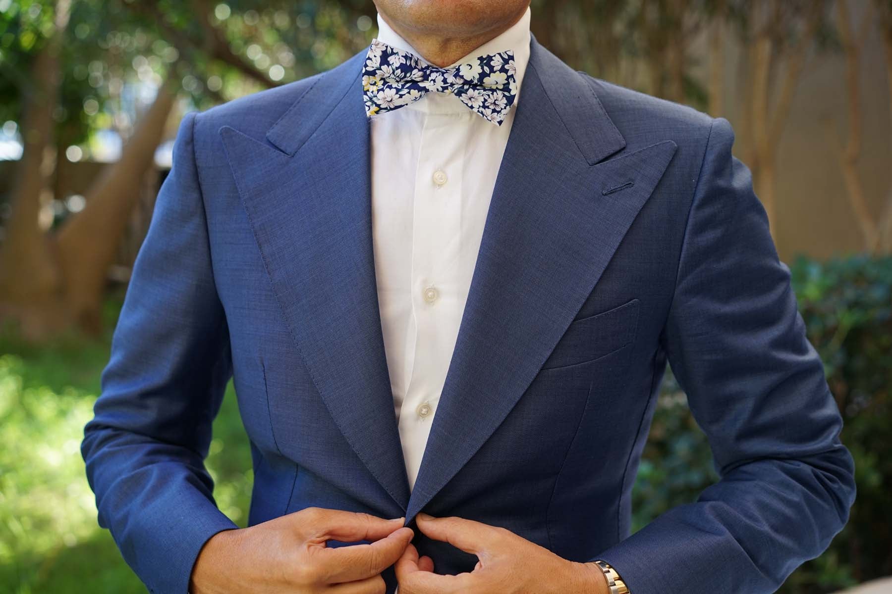 Puerto Rico White Flower Bow Tie - Image 6