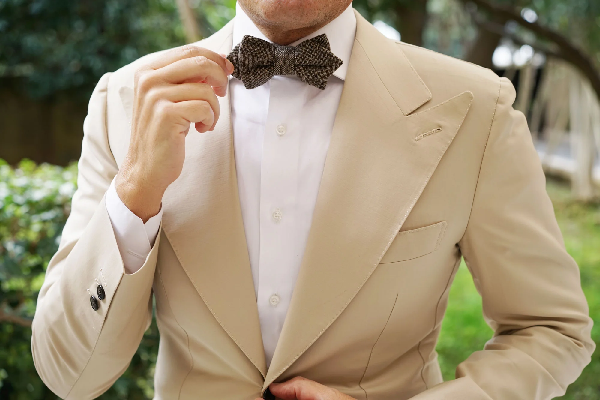 Raw Cocoa Sharkskin Diamond Bow Tie - Image 6