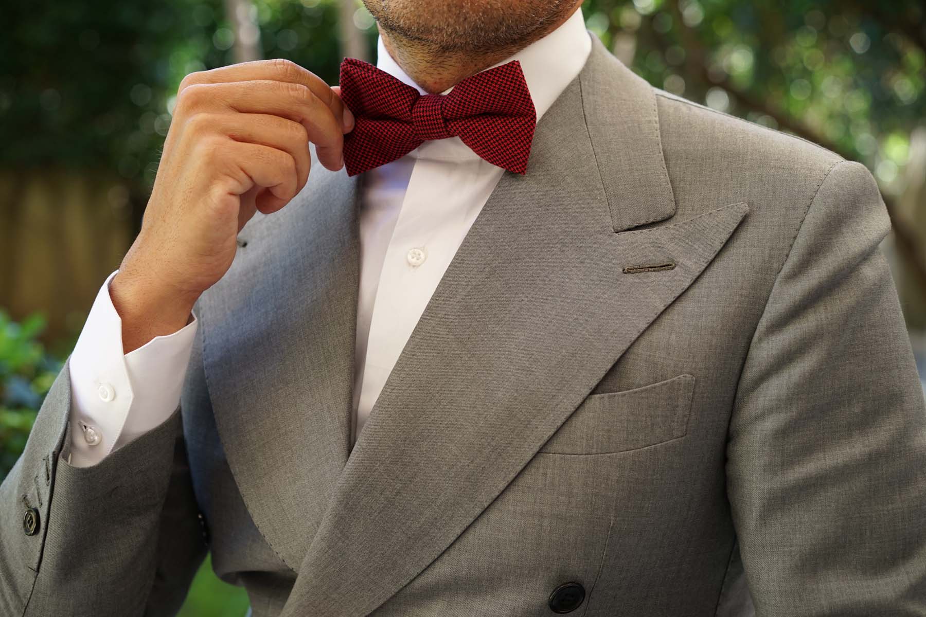 Red & Black Houndstooth Cotton Bow Tie - Image 5