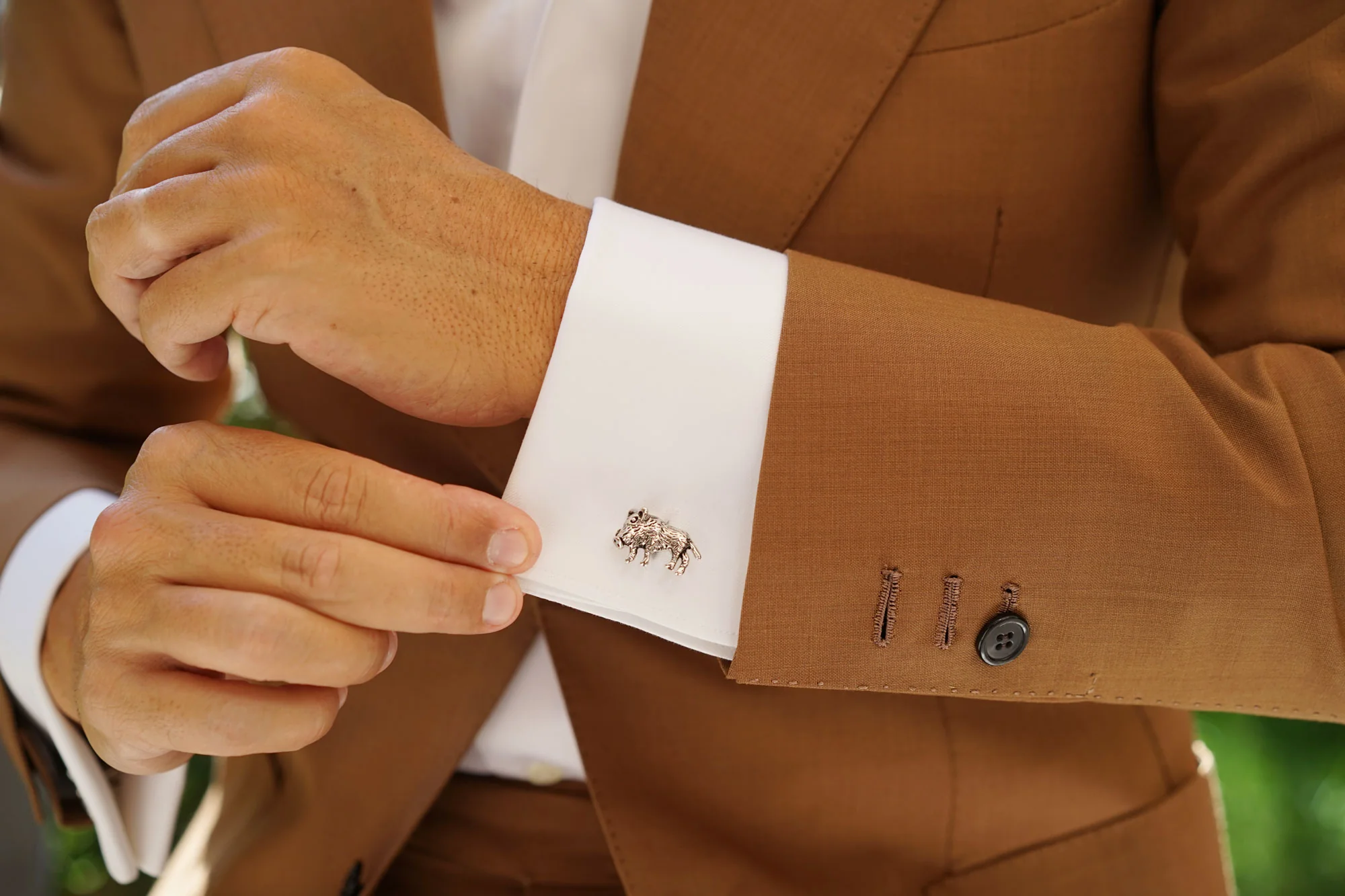 Sahara Warthog Cufflinks - Image 6